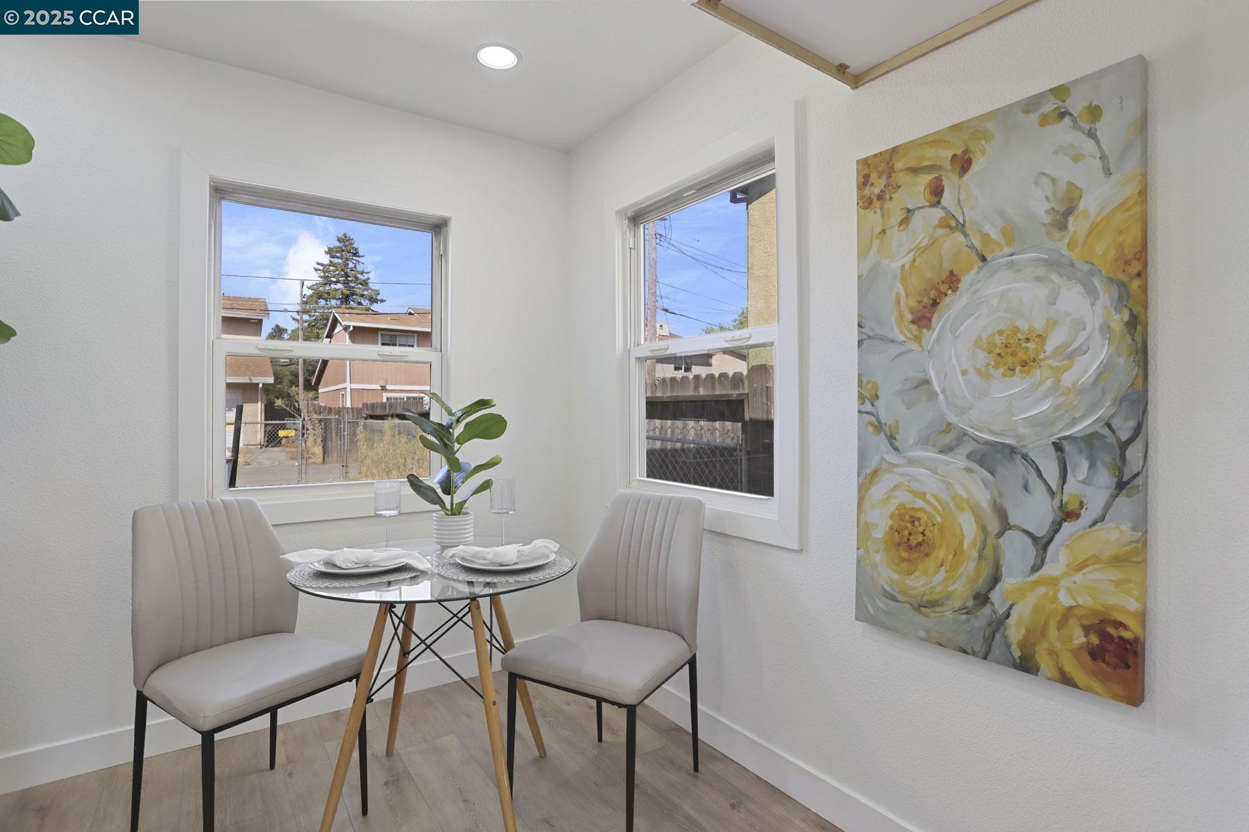 Detail Gallery Image 9 of 18 For 4024 39th St, Sacramento,  CA 95820 - 2 Beds | 1 Baths