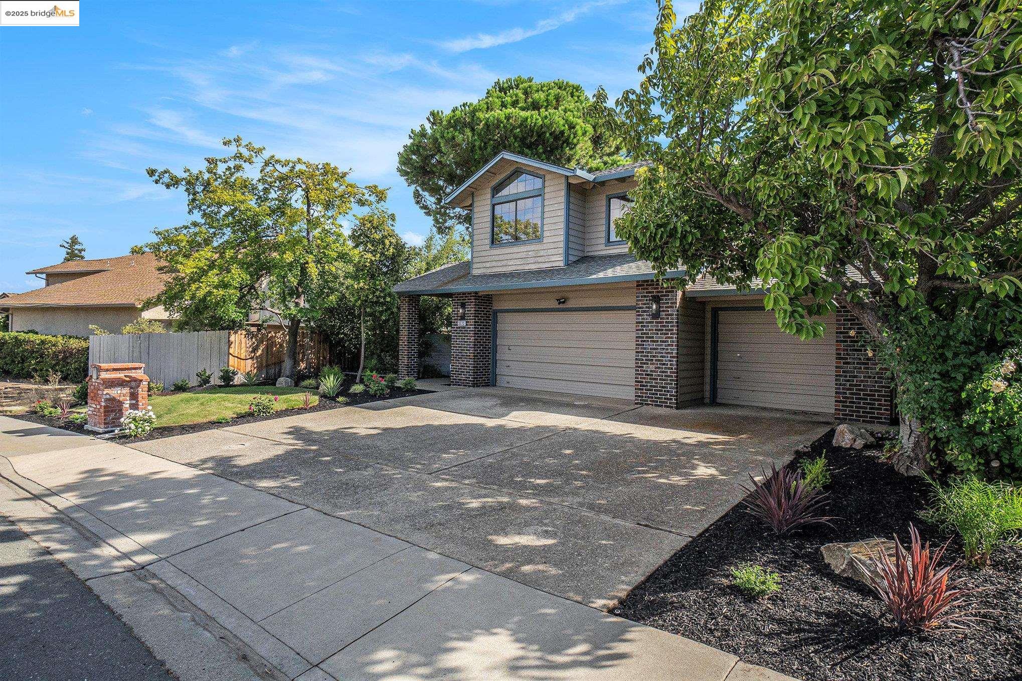 Detail Gallery Image 2 of 33 For 3523 Tabora Drive, Antioch,  CA 94509 - 4 Beds | 2/1 Baths