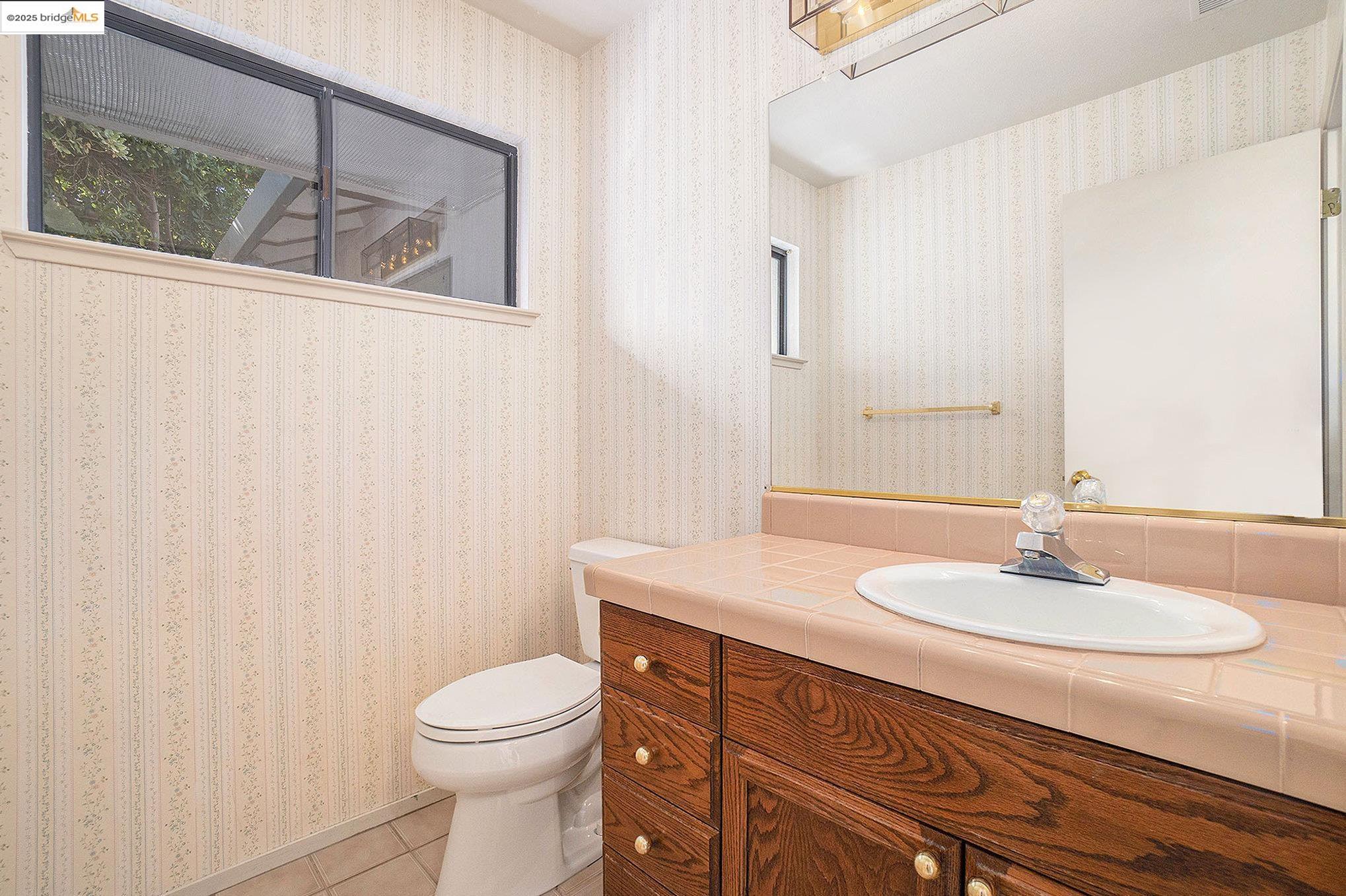 Detail Gallery Image 9 of 33 For 3523 Tabora Drive, Antioch,  CA 94509 - 4 Beds | 2/1 Baths