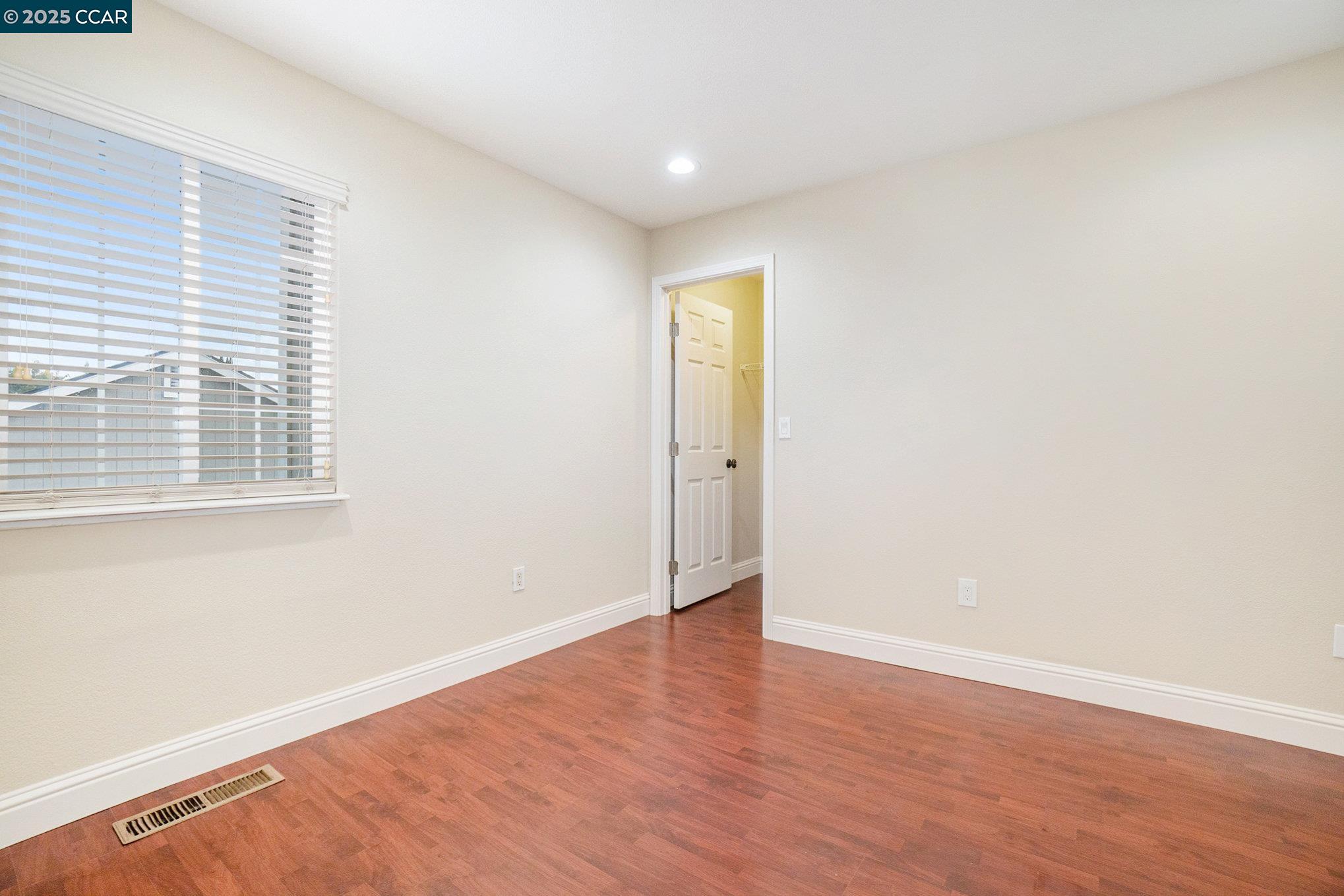 Detail Gallery Image 27 of 45 For 924 Flintrock Drive, Antioch,  CA 94509-6981 - 4 Beds | 2/1 Baths