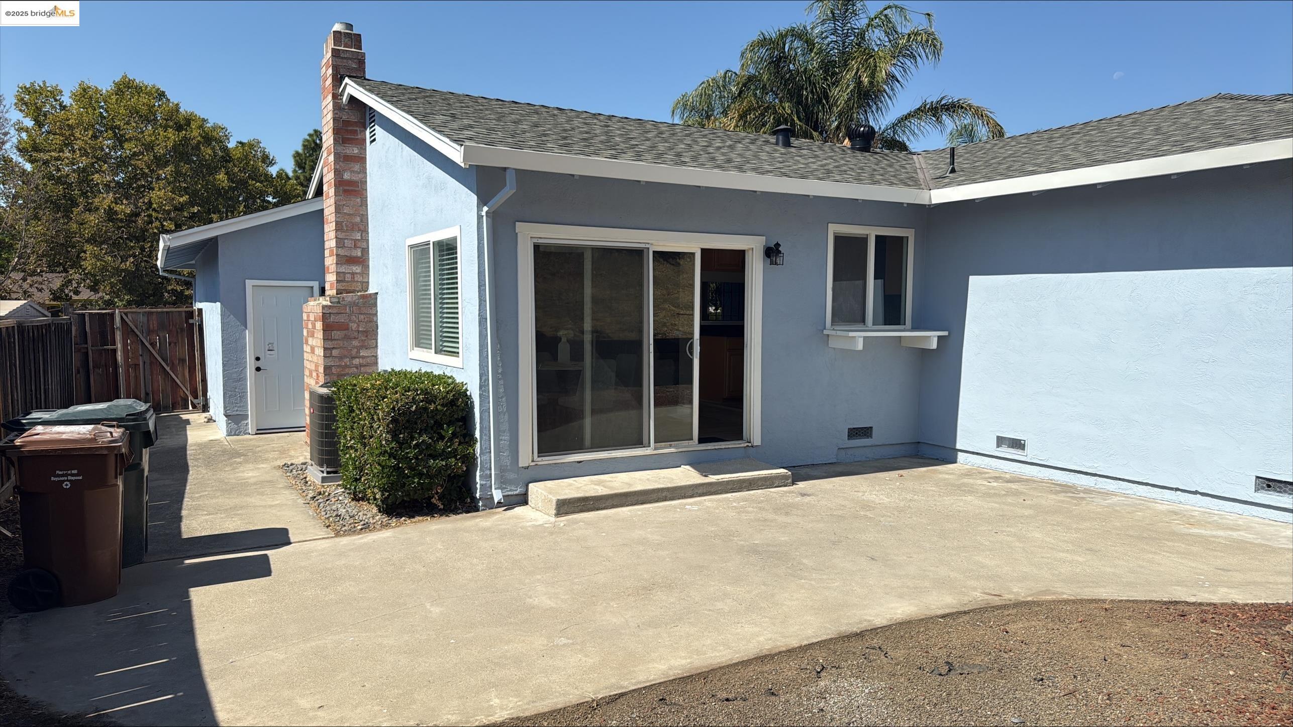 Detail Gallery Image 12 of 14 For 3301 Saint James Pl, Antioch,  CA 94509 - 3 Beds | 2 Baths
