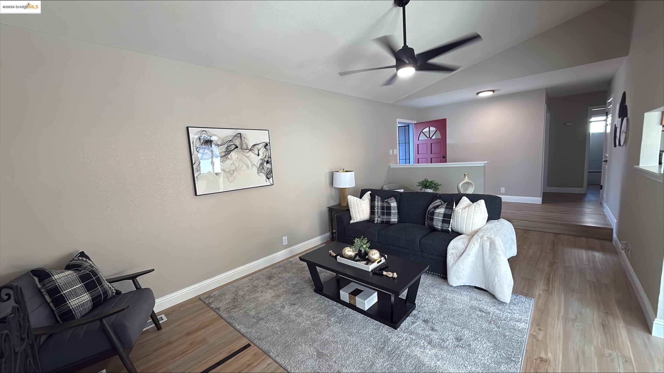 Detail Gallery Image 4 of 14 For 3301 Saint James Pl, Antioch,  CA 94509 - 3 Beds | 2 Baths