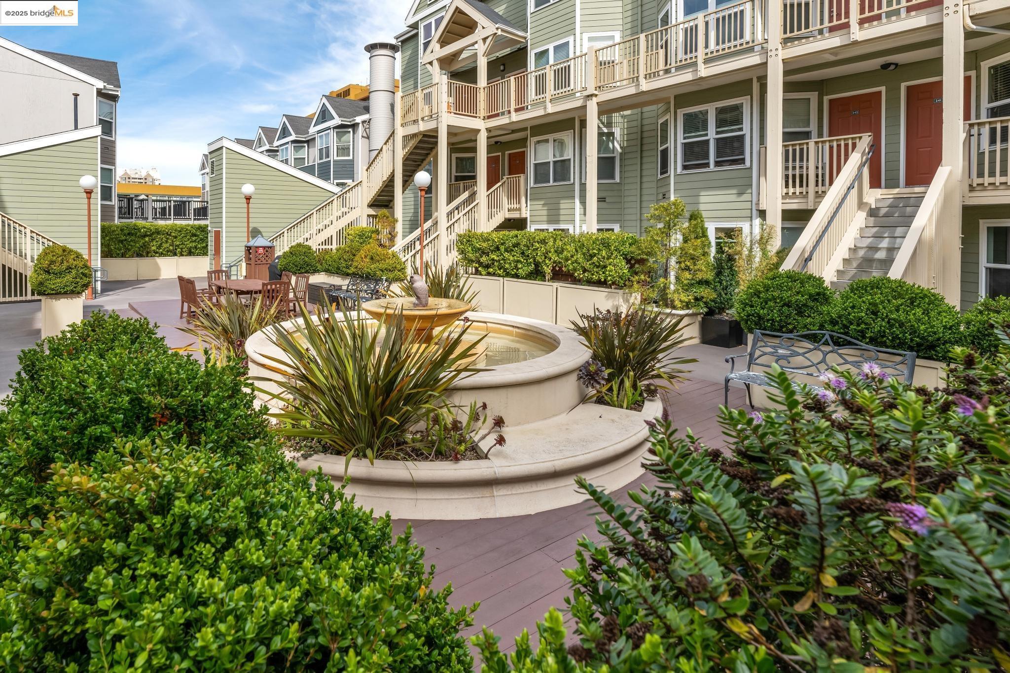 Front Image Thumbnail for EB41111332