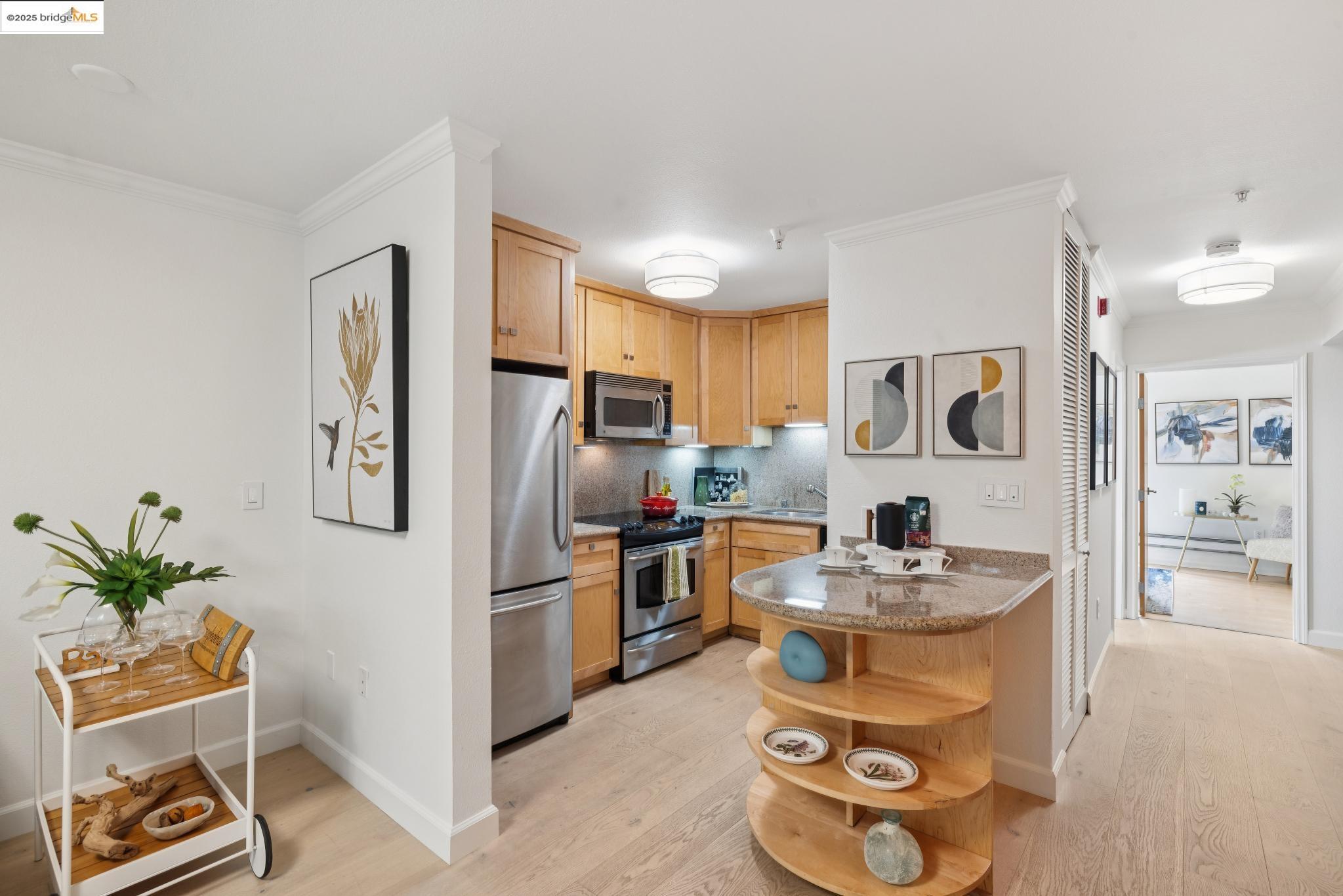 Detail Gallery Image 16 of 43 For 988 Fulton St #132,  San Francisco,  CA 94117 - 1 Beds | 1 Baths