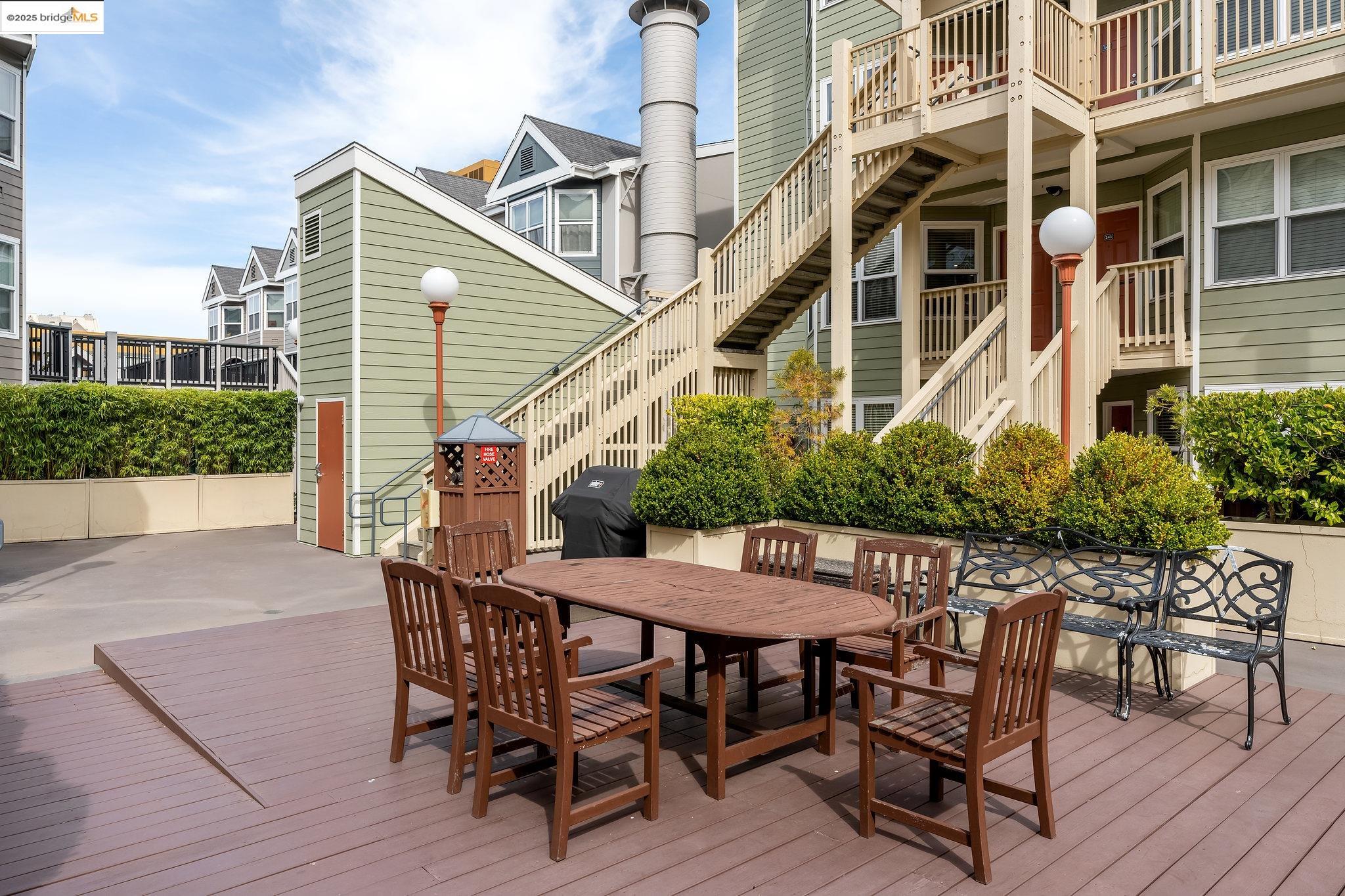 Detail Gallery Image 33 of 43 For 988 Fulton St #132,  San Francisco,  CA 94117 - 1 Beds | 1 Baths