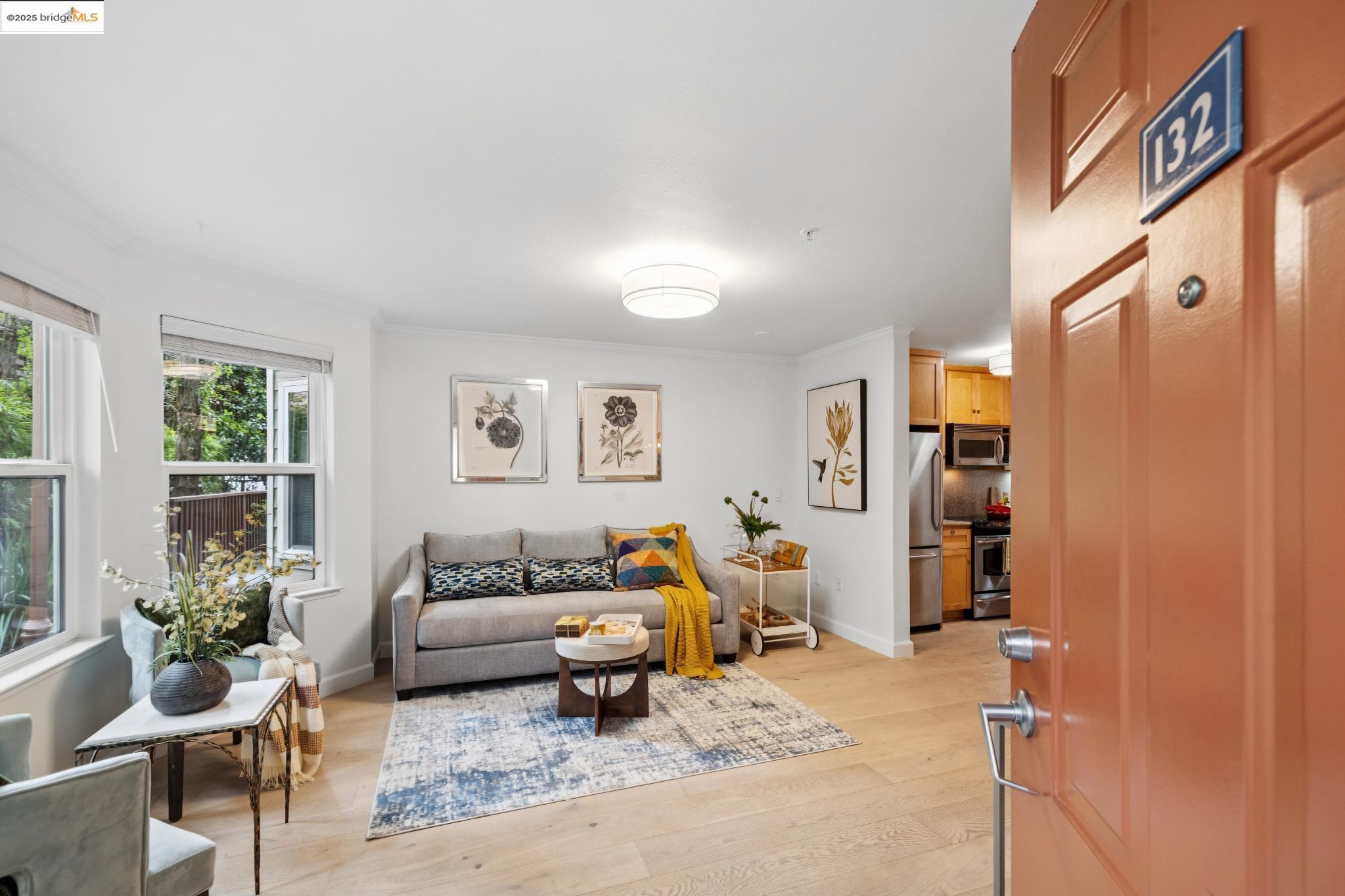 Detail Gallery Image 6 of 43 For 988 Fulton St #132,  San Francisco,  CA 94117 - 1 Beds | 1 Baths