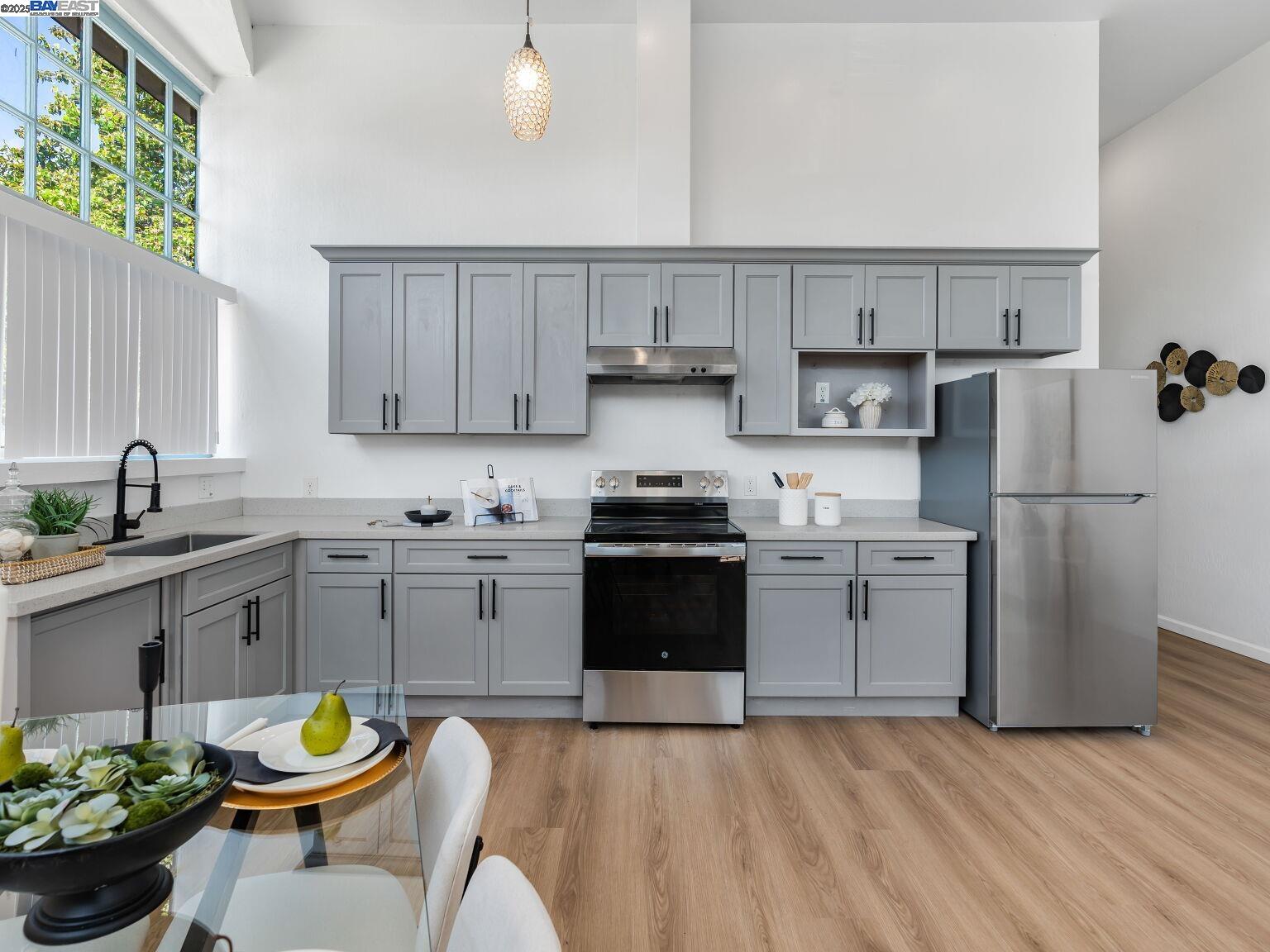 Detail Gallery Image 20 of 60 For 2801 38th Ave, Oakland,  CA 94619 - – Beds | – Baths