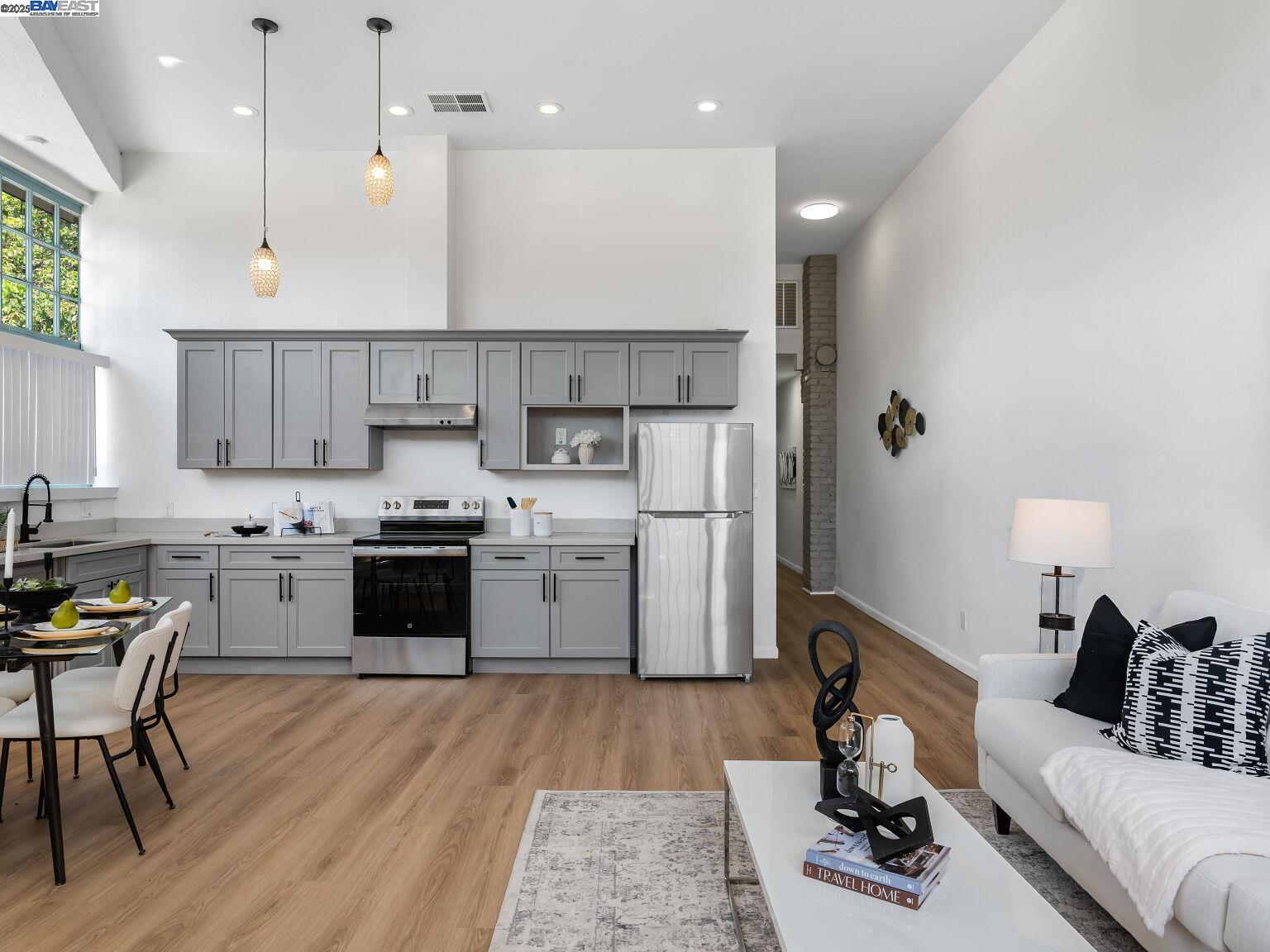 Detail Gallery Image 22 of 60 For 2801 38th Ave, Oakland,  CA 94619 - – Beds | – Baths