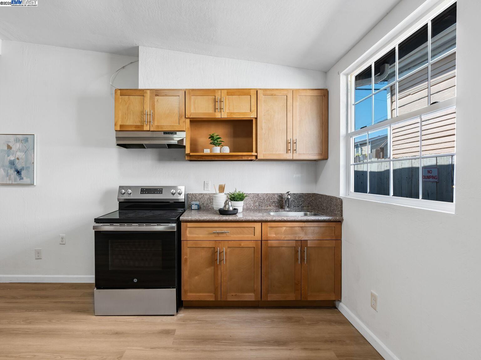 Detail Gallery Image 40 of 60 For 2801 38th Ave, Oakland,  CA 94619 - – Beds | – Baths