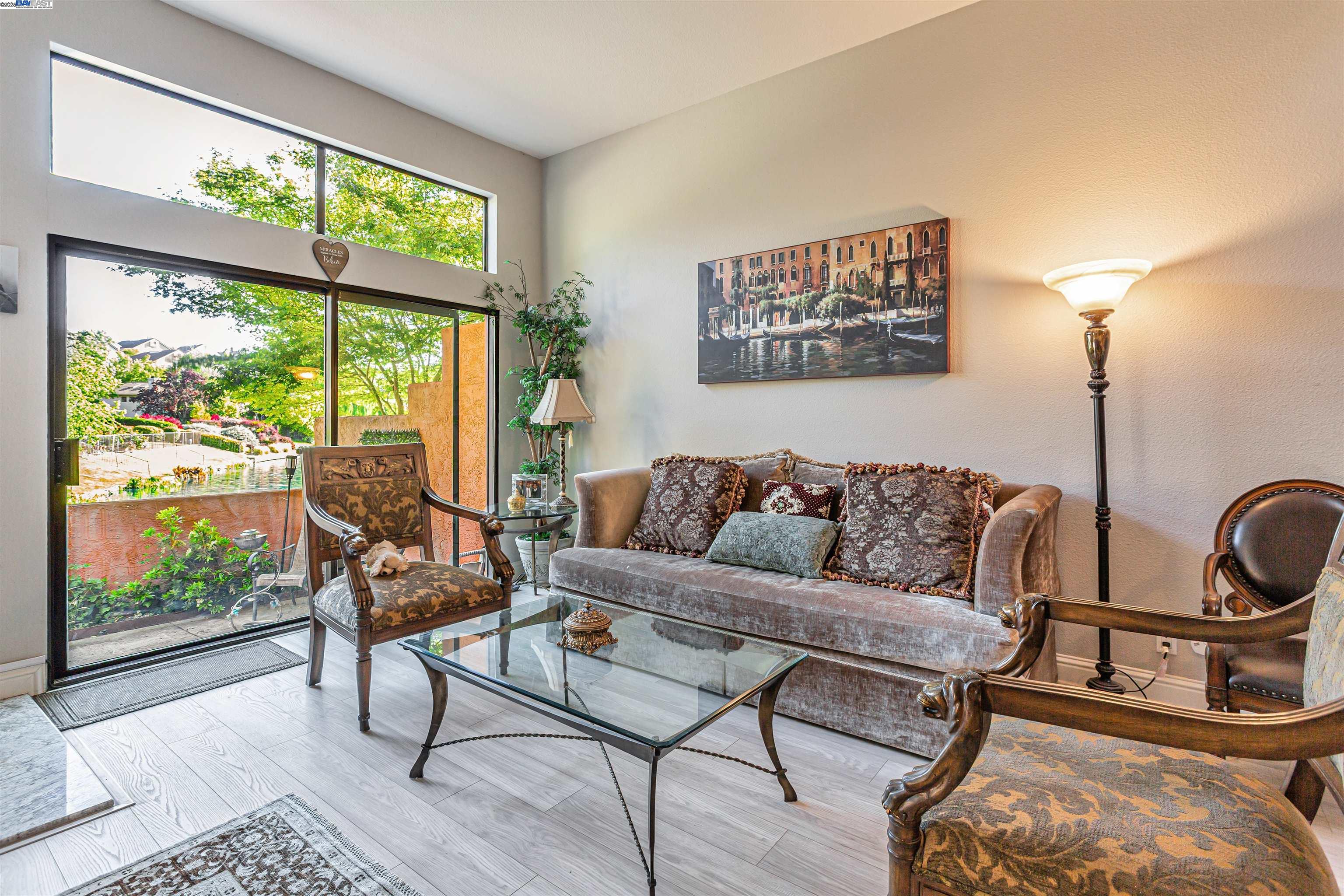 Photo #10: 41111334 Listing: Photo #10