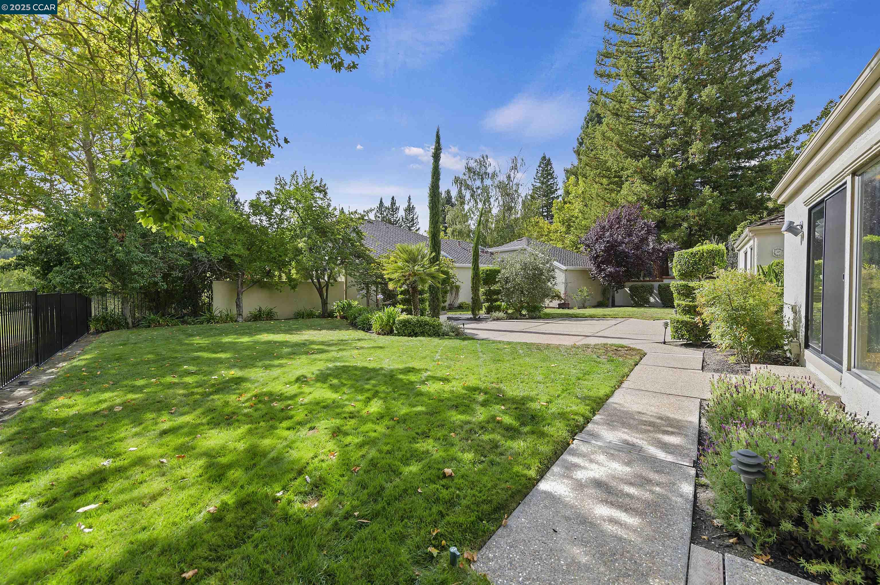Detail Gallery Image 27 of 32 For 51 Deer Meadow Ln, Danville,  CA 94506 - 3 Beds | 2/1 Baths