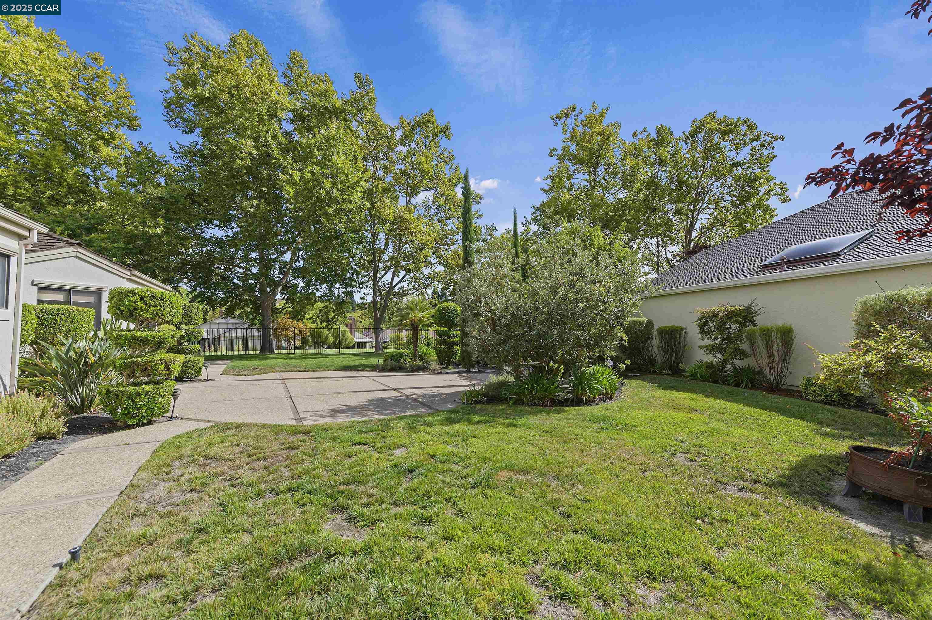 Detail Gallery Image 28 of 32 For 51 Deer Meadow Ln, Danville,  CA 94506 - 3 Beds | 2/1 Baths