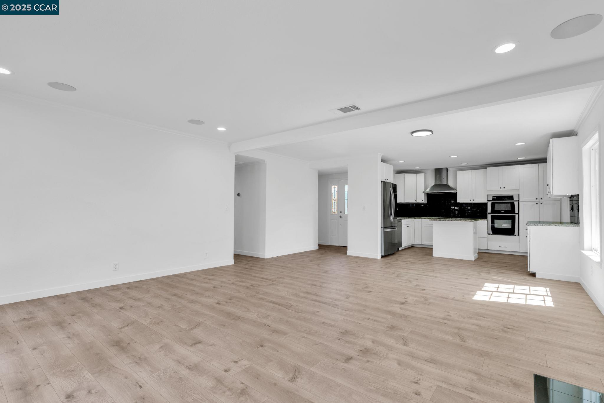 Detail Gallery Image 11 of 46 For 7510 Corrinne St, San Ramon,  CA 94583 - 4 Beds | 2 Baths