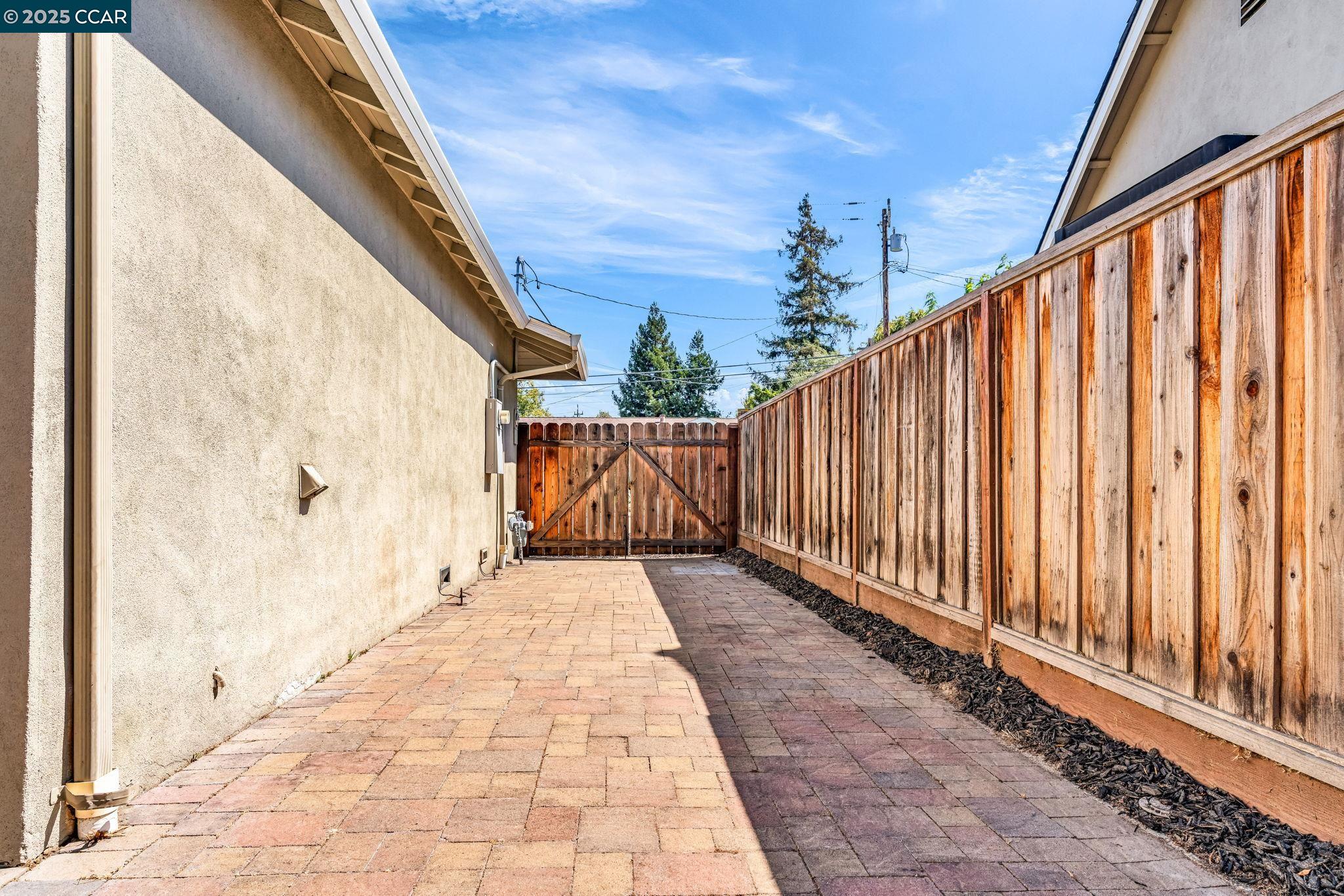 Detail Gallery Image 35 of 46 For 7510 Corrinne St, San Ramon,  CA 94583 - 4 Beds | 2 Baths