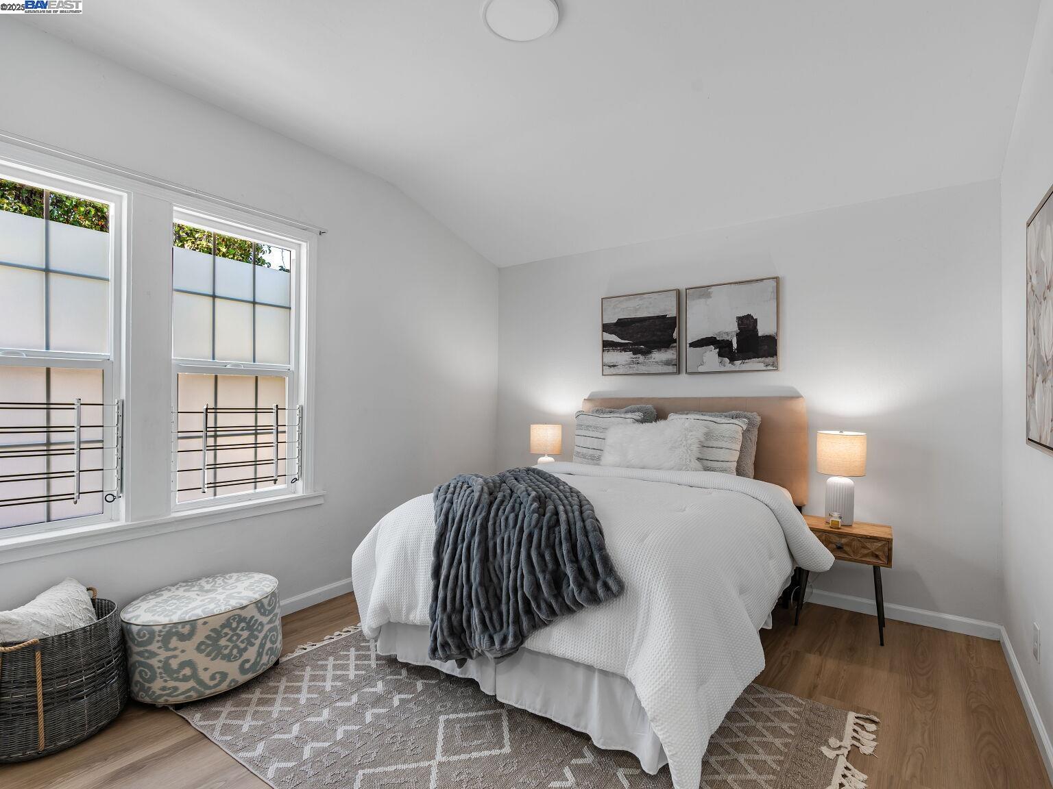 Detail Gallery Image 31 of 60 For 2801 38th Ave, Oakland,  CA 94619 - 8 Beds | 4 Baths