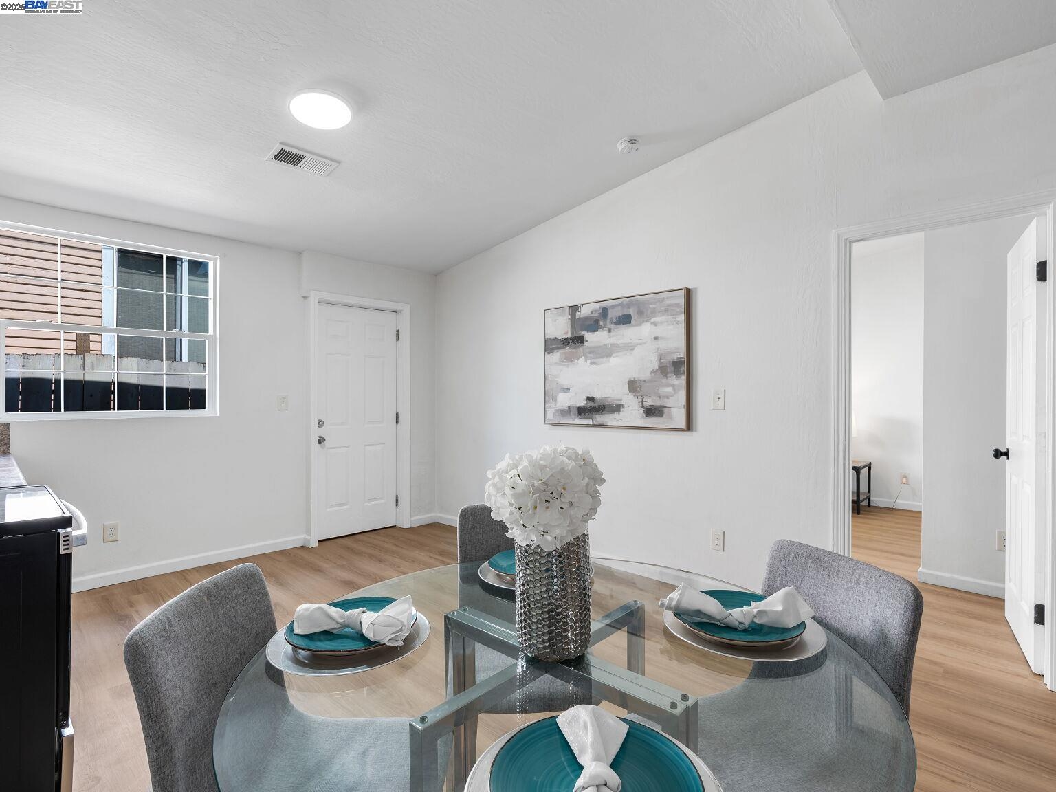 Detail Gallery Image 41 of 60 For 2801 38th Ave, Oakland,  CA 94619 - 8 Beds | 4 Baths