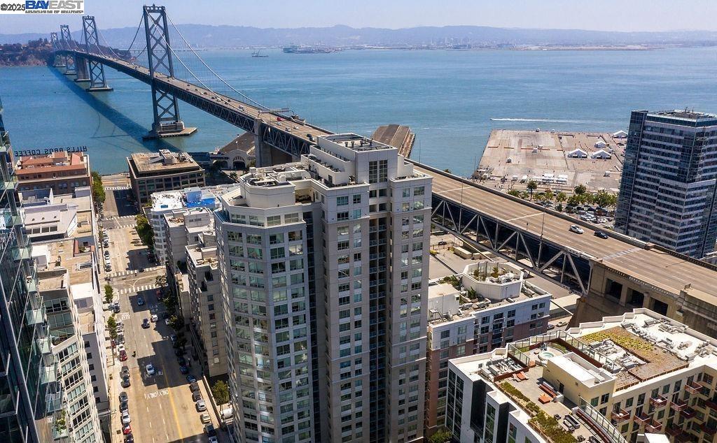 Detail Gallery Image 10 of 10 For 400 Beale St #1207,  San Francisco,  CA 94105 - 2 Beds | 2 Baths