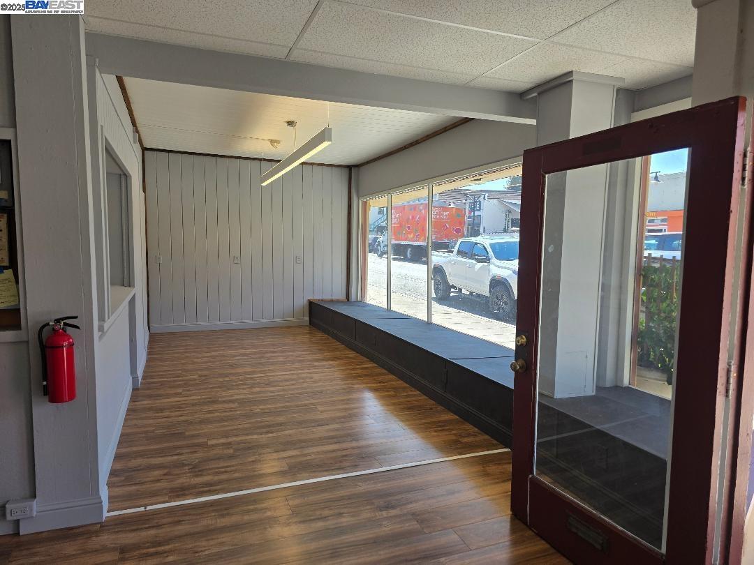 Detail Gallery Image 7 of 12 For 37312 Niles Blvd., Fremont,  CA 94536 - – Beds | – Baths