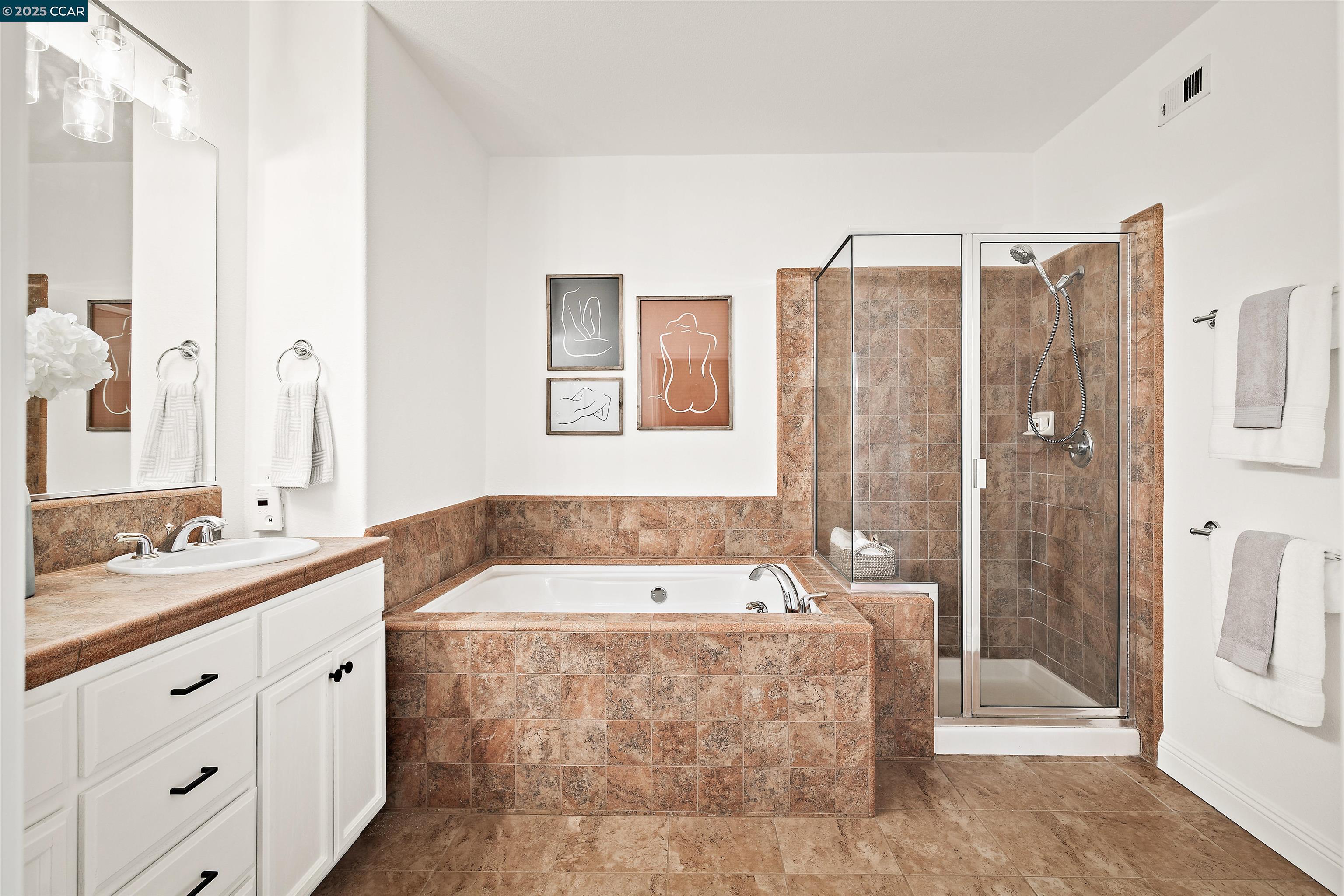 Photo #19: 41111341 Listing: Photo #19