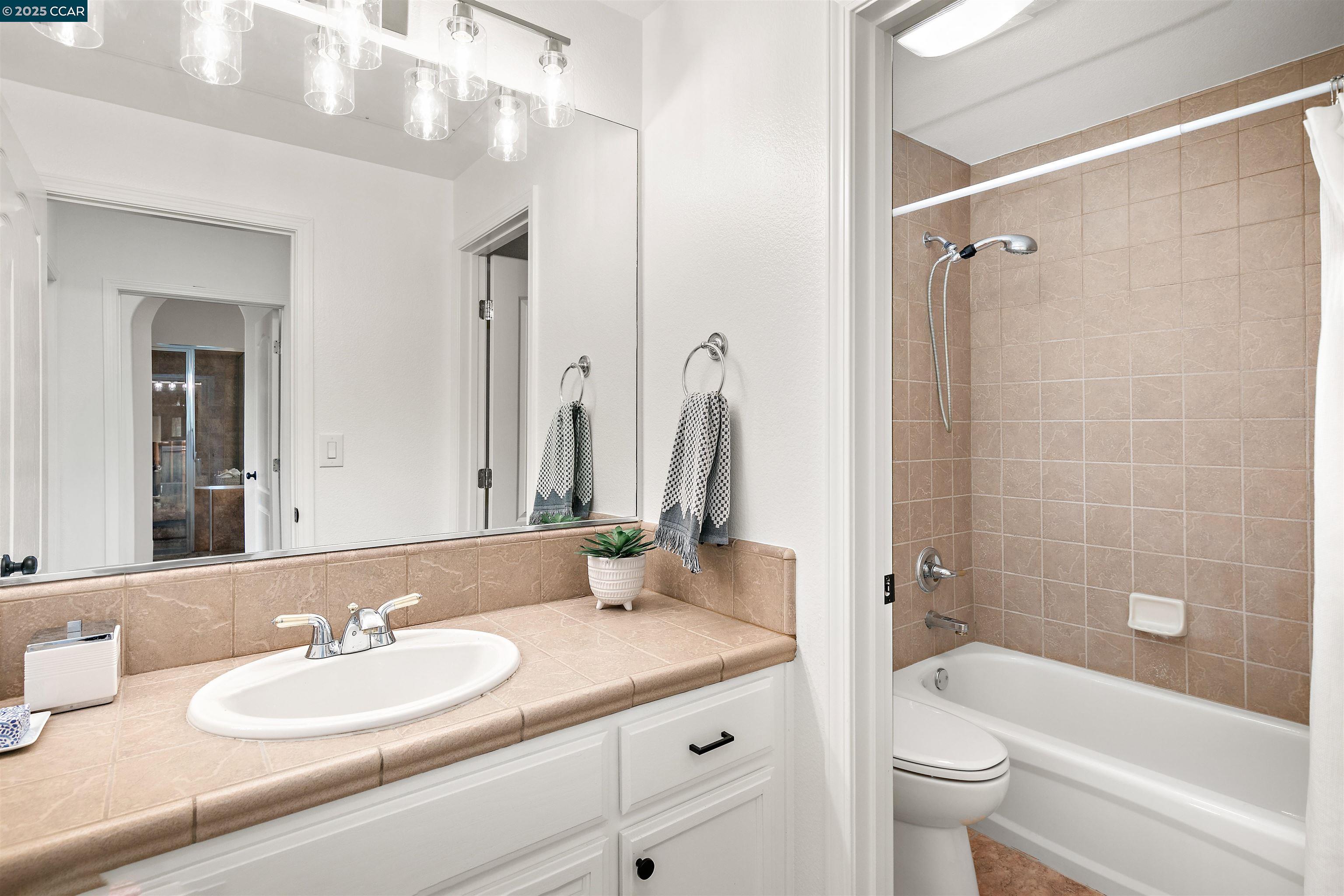 Photo #27: 41111341 Listing: Photo #27