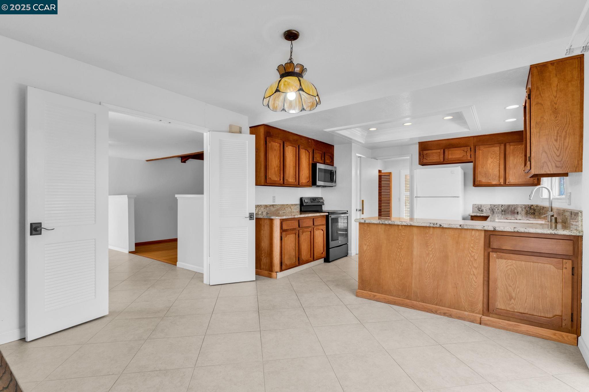 Detail Gallery Image 17 of 52 For 9483 Olympia Fields Dr, San Ramon,  CA 94583 - 4 Beds | 2 Baths