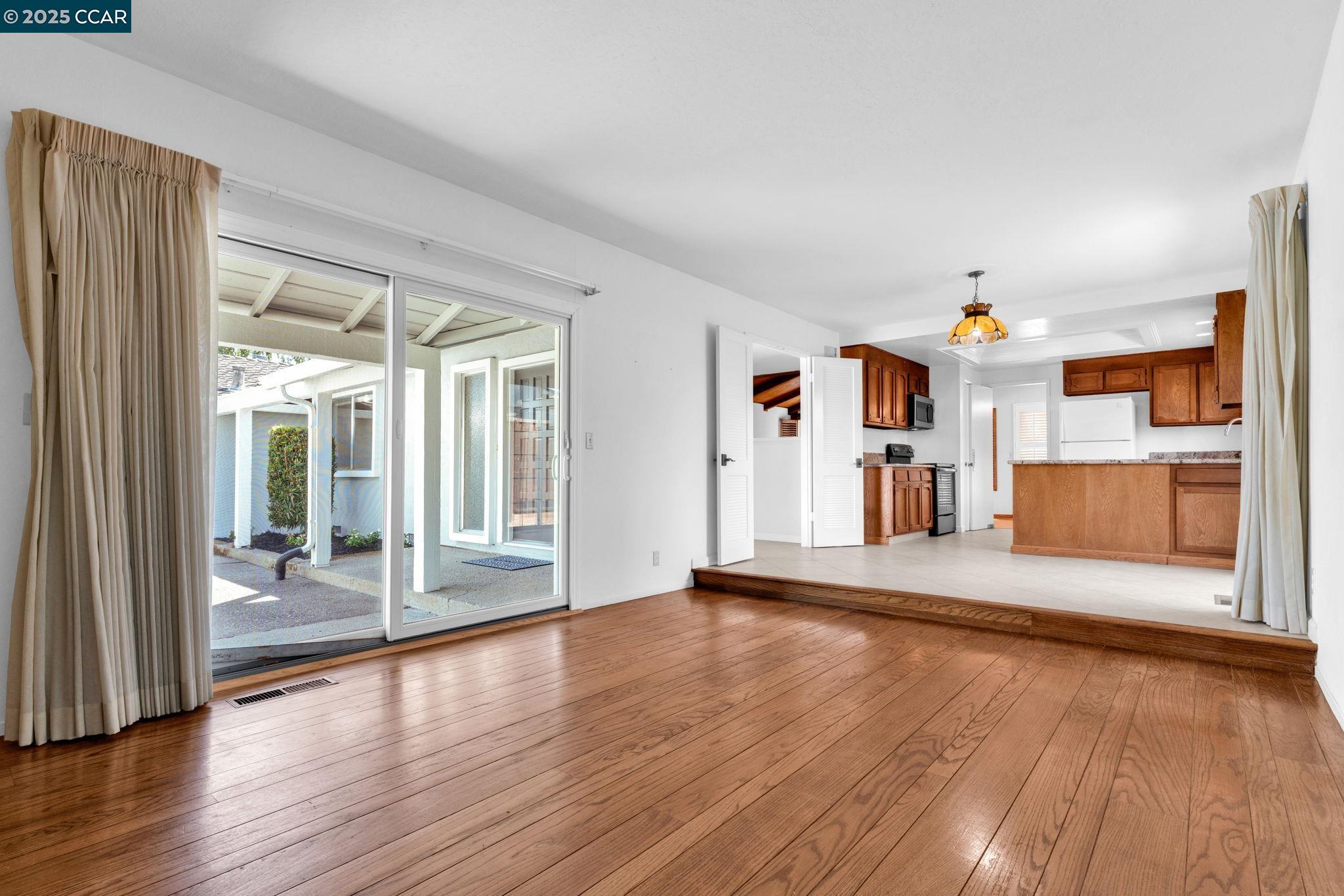 Detail Gallery Image 22 of 52 For 9483 Olympia Fields Dr, San Ramon,  CA 94583 - 4 Beds | 2 Baths