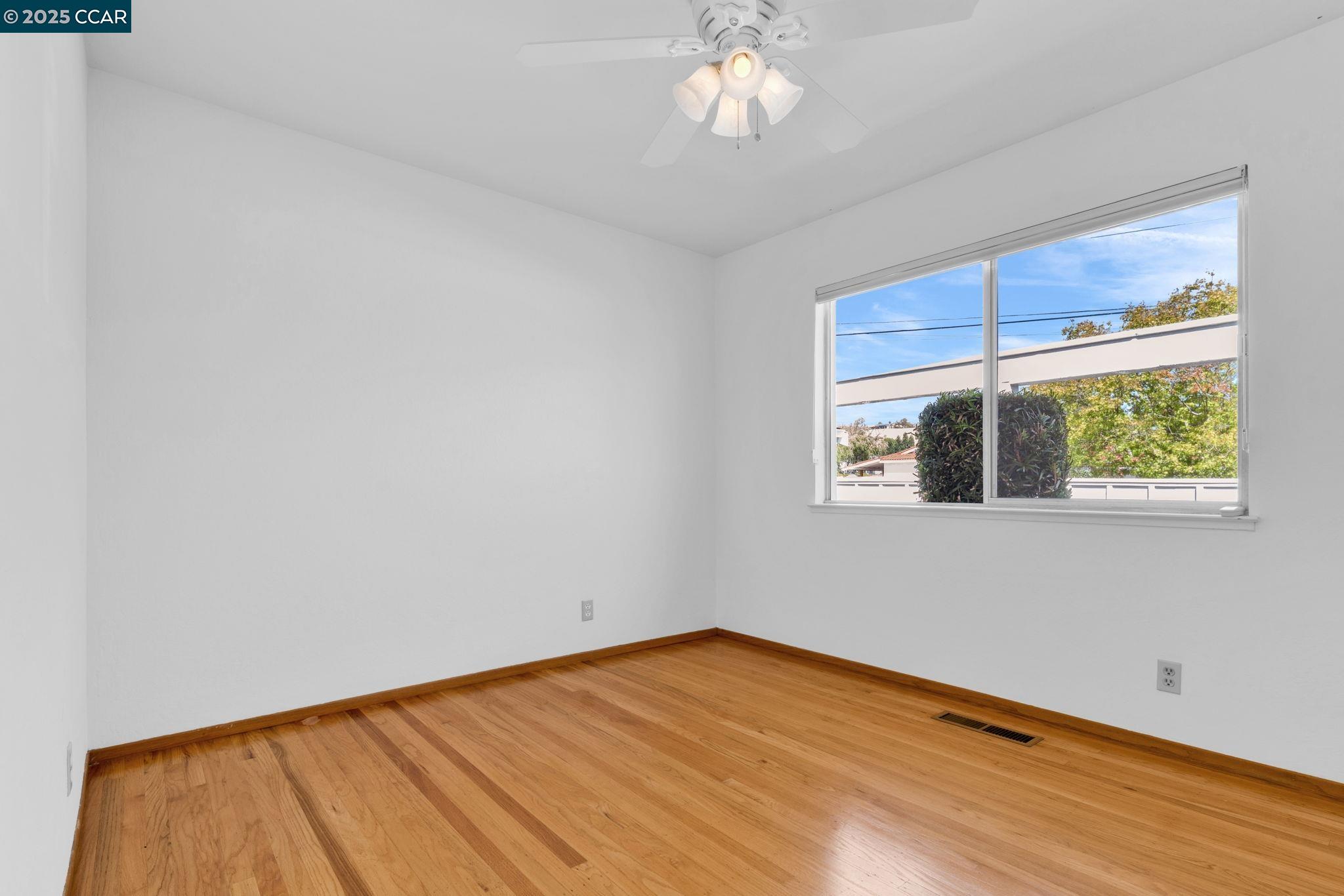 Detail Gallery Image 26 of 52 For 9483 Olympia Fields Dr, San Ramon,  CA 94583 - 4 Beds | 2 Baths