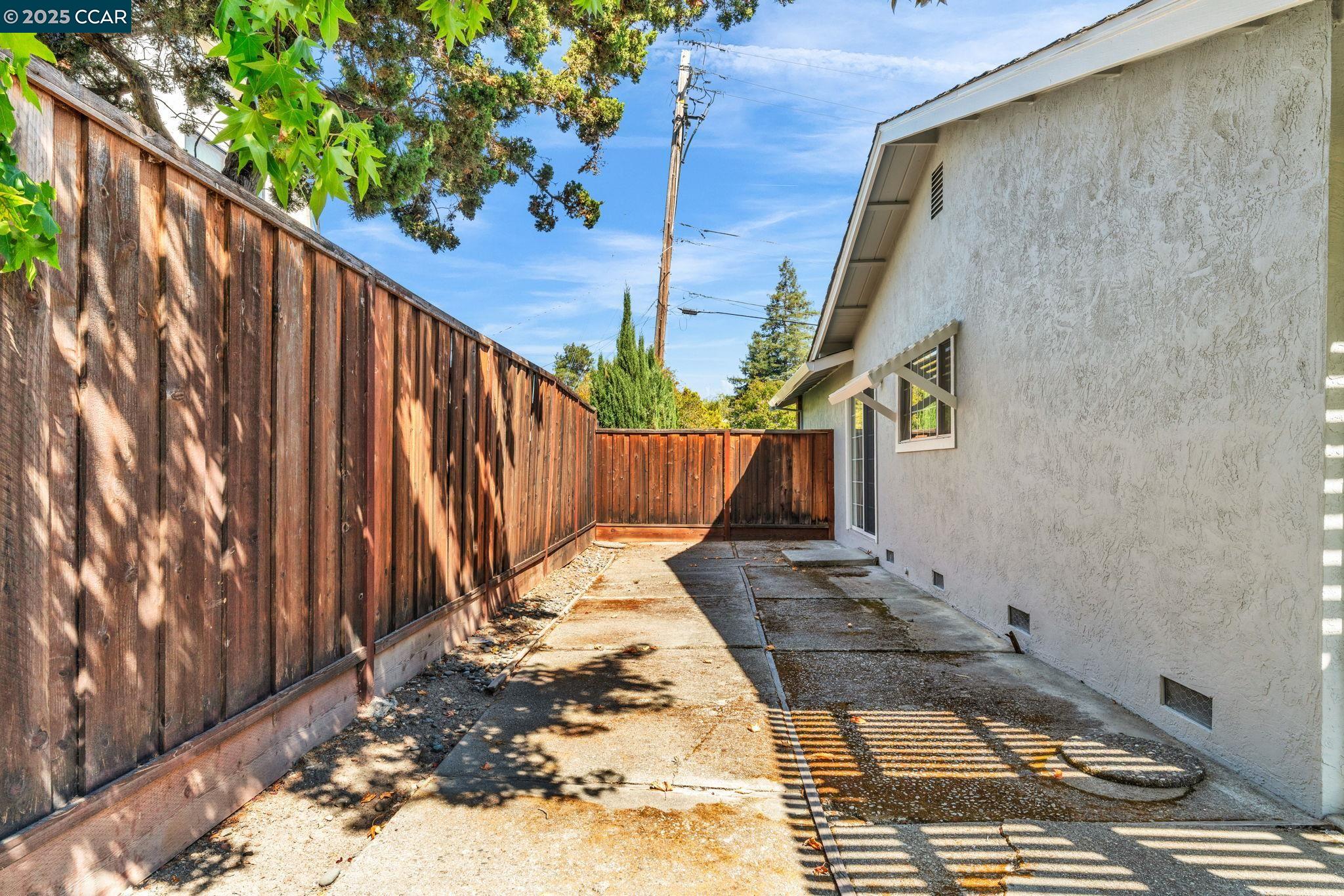 Detail Gallery Image 38 of 52 For 9483 Olympia Fields Dr, San Ramon,  CA 94583 - 4 Beds | 2 Baths