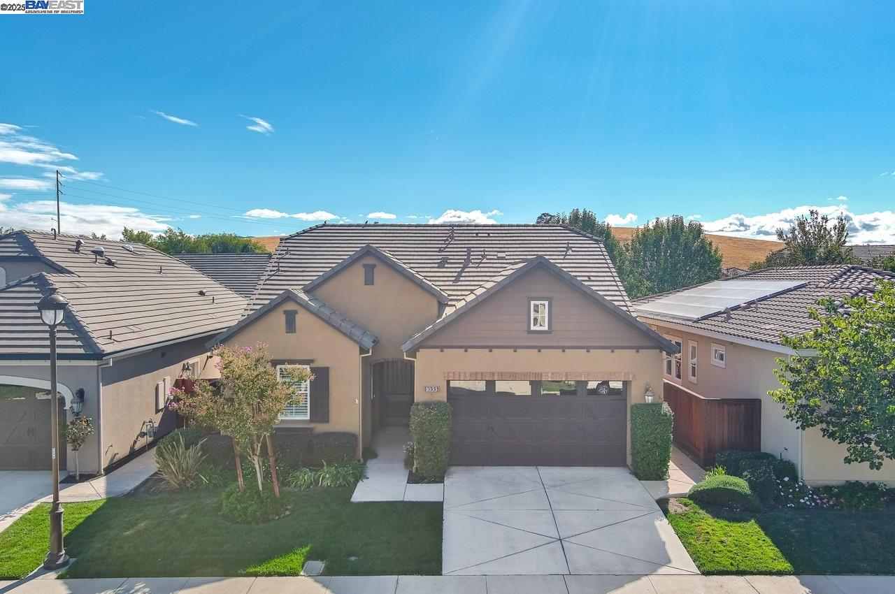 Detail Gallery Image 2 of 60 For 1033 Malbec Ln, Brentwood,  CA 94513 - 2 Beds | 2 Baths