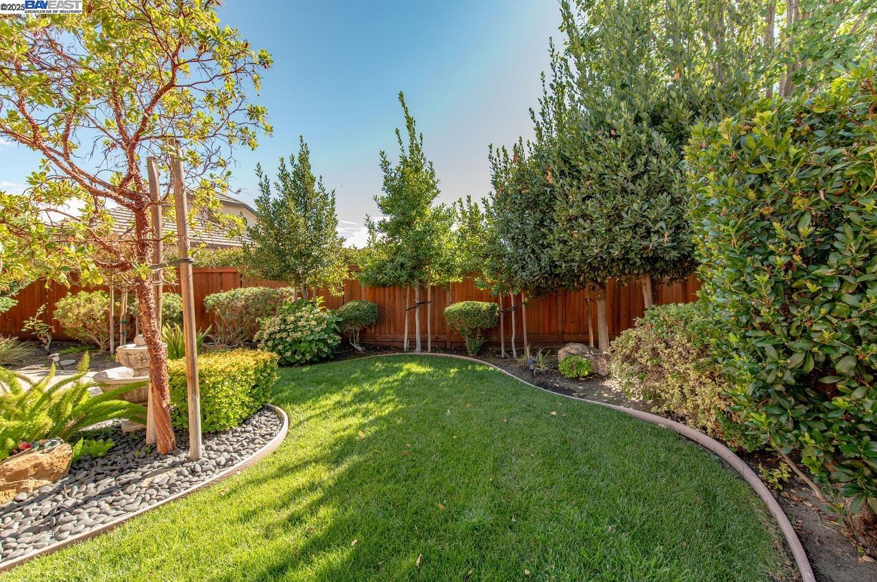 Detail Gallery Image 31 of 60 For 1033 Malbec Ln, Brentwood,  CA 94513 - 2 Beds | 2 Baths