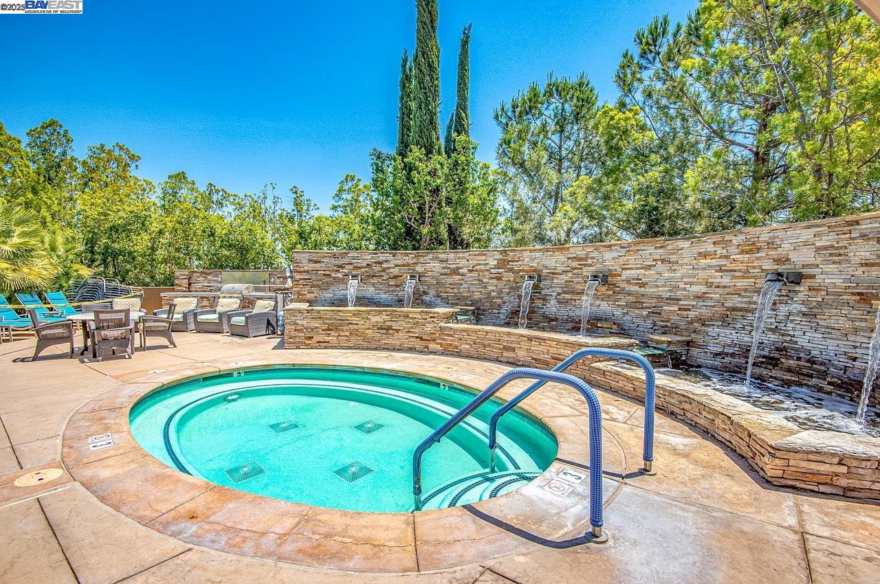 Detail Gallery Image 60 of 60 For 1033 Malbec Ln, Brentwood,  CA 94513 - 2 Beds | 2 Baths
