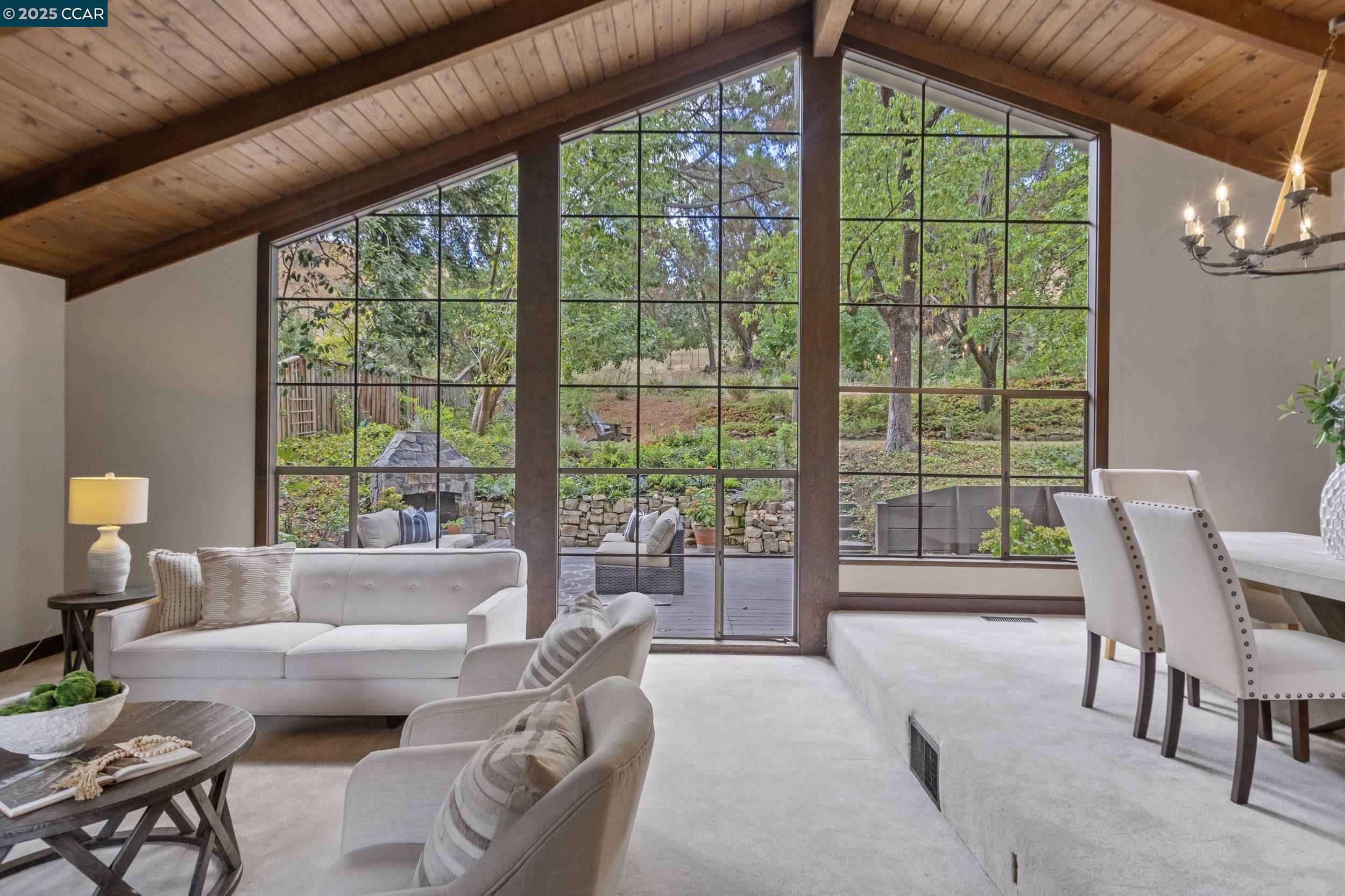 Detail Gallery Image 2 of 34 For 66 Ambleside Ct, Danville,  CA 94526 - 4 Beds | 3 Baths