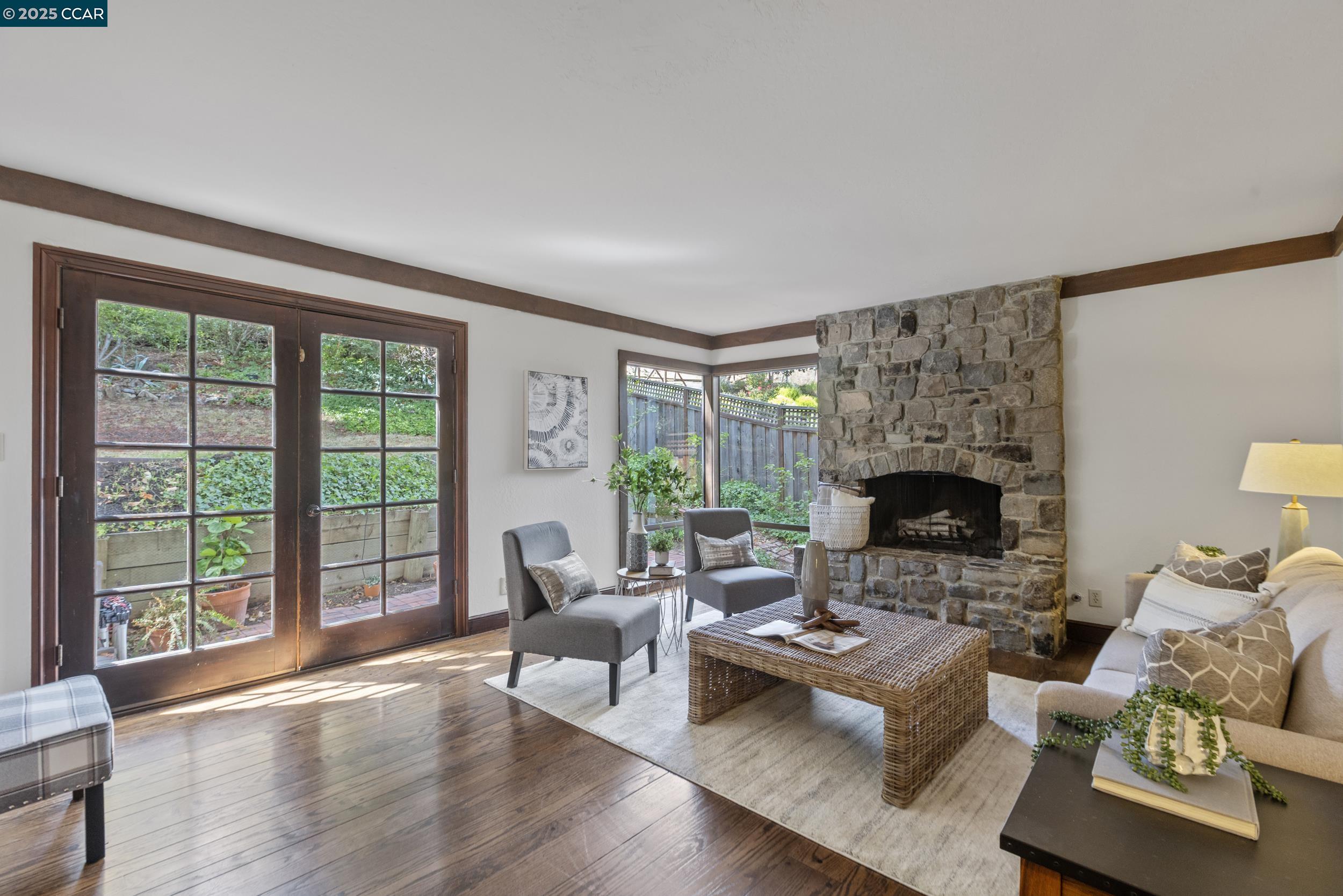 Detail Gallery Image 13 of 34 For 66 Ambleside Ct, Danville,  CA 94526 - 4 Beds | 3 Baths
