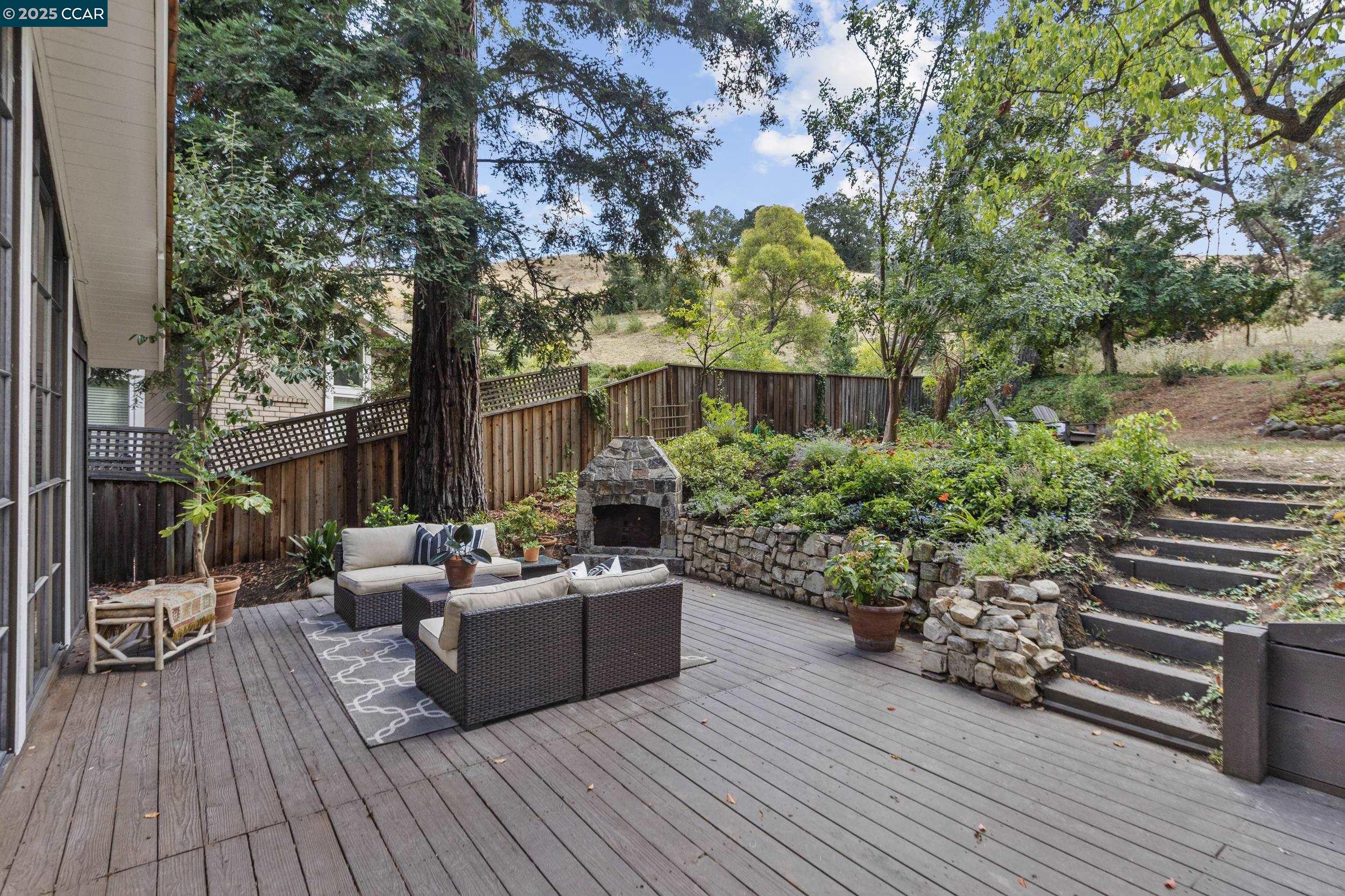 Detail Gallery Image 29 of 34 For 66 Ambleside Ct, Danville,  CA 94526 - 4 Beds | 3 Baths