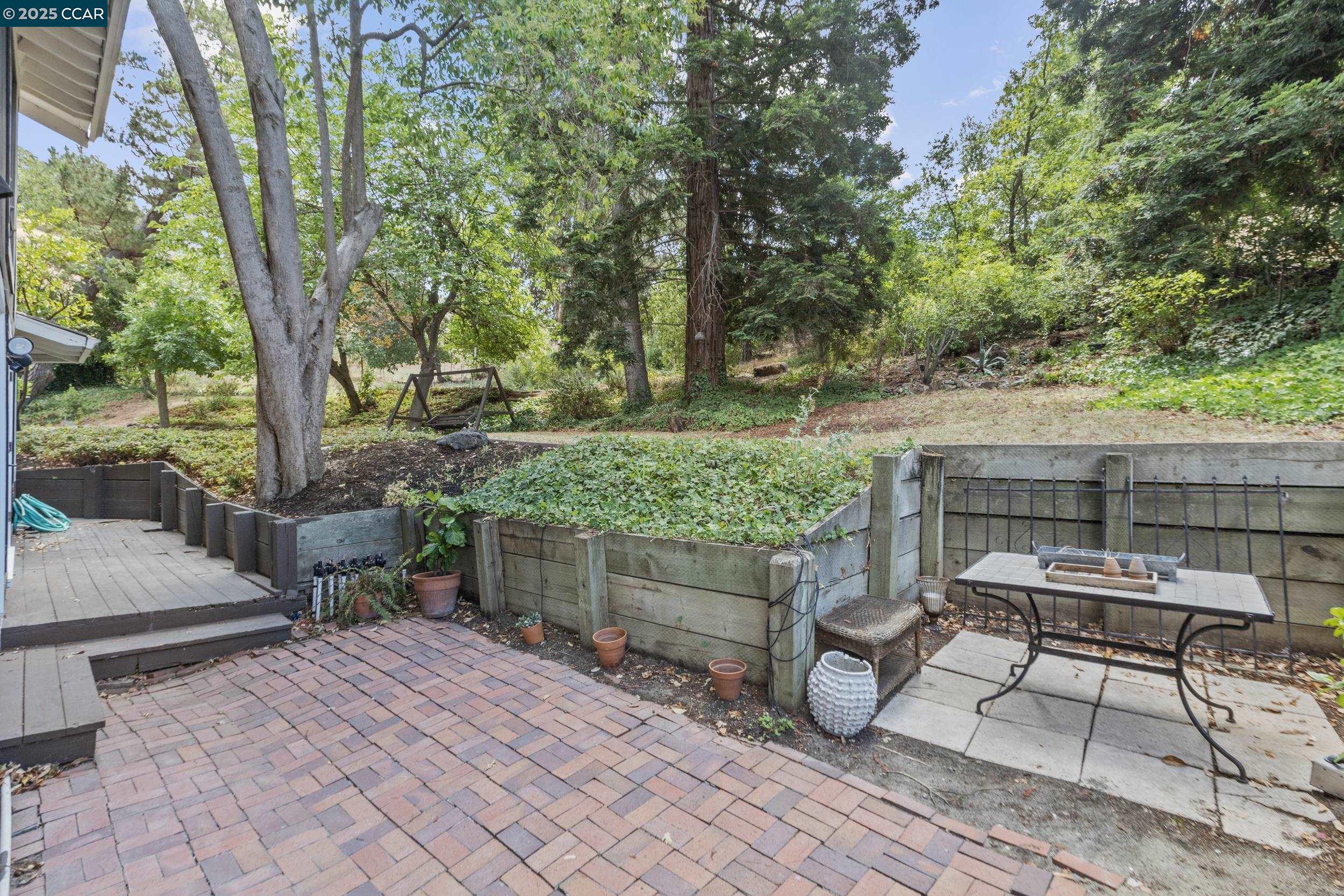 Detail Gallery Image 30 of 34 For 66 Ambleside Ct, Danville,  CA 94526 - 4 Beds | 3 Baths