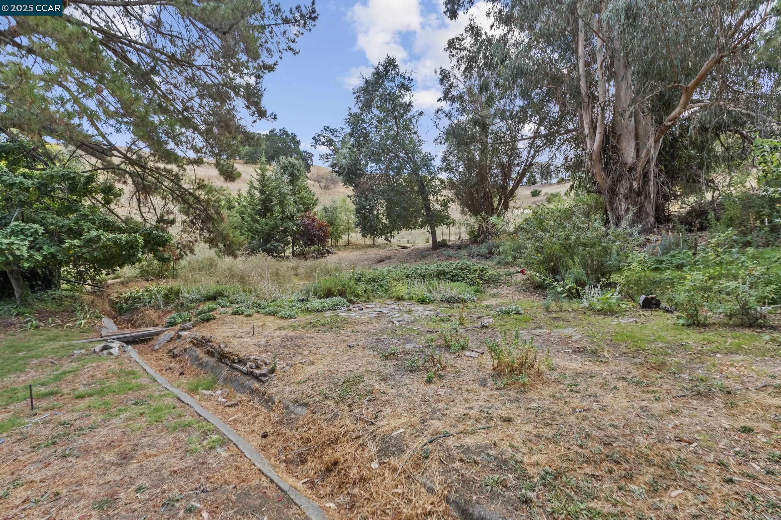 Detail Gallery Image 33 of 34 For 66 Ambleside Ct, Danville,  CA 94526 - 4 Beds | 3 Baths