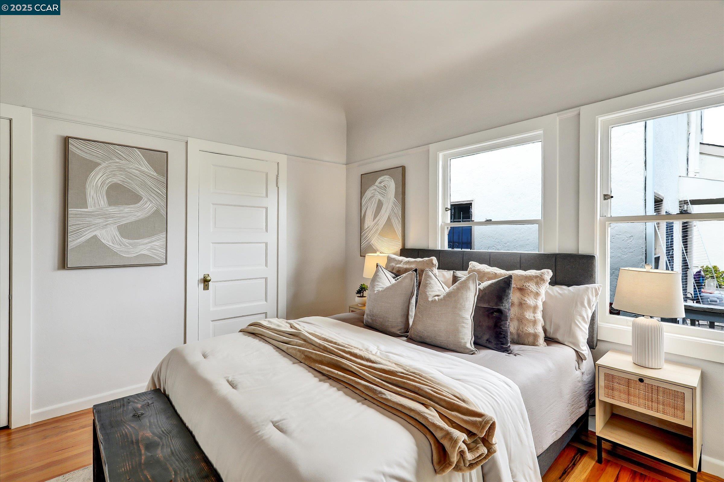 Detail Gallery Image 22 of 46 For 512 Haddon Rd, Oakland,  CA 94606 - 2 Beds | 1/1 Baths
