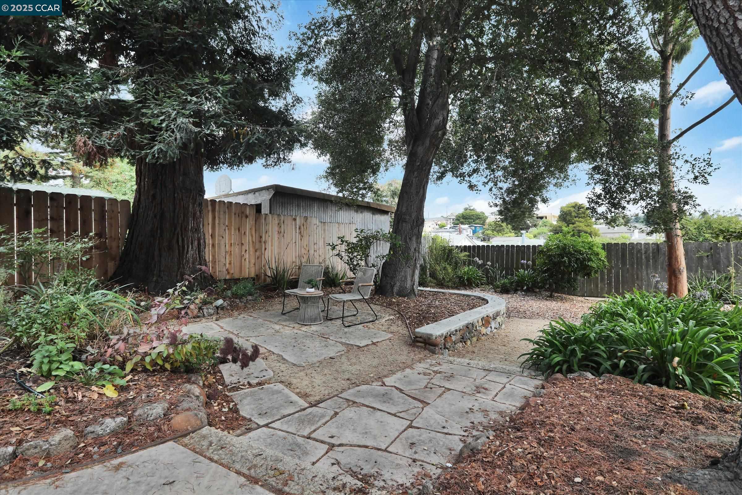 Detail Gallery Image 38 of 46 For 512 Haddon Rd, Oakland,  CA 94606 - 2 Beds | 1/1 Baths