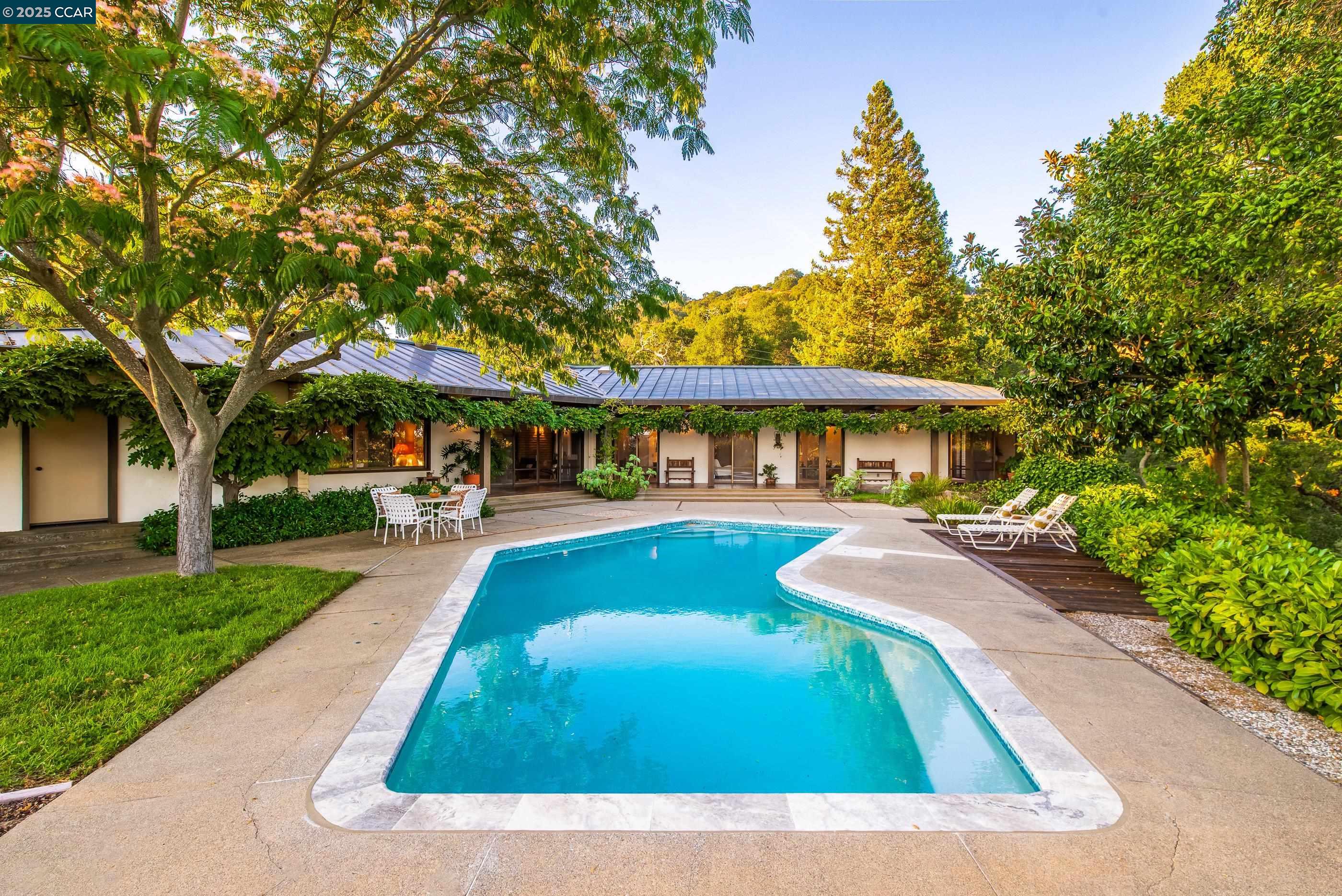Detail Gallery Image 49 of 57 For 1275 Panorama Drive, Lafayette,  CA 94549 - 4 Beds | 3/1 Baths