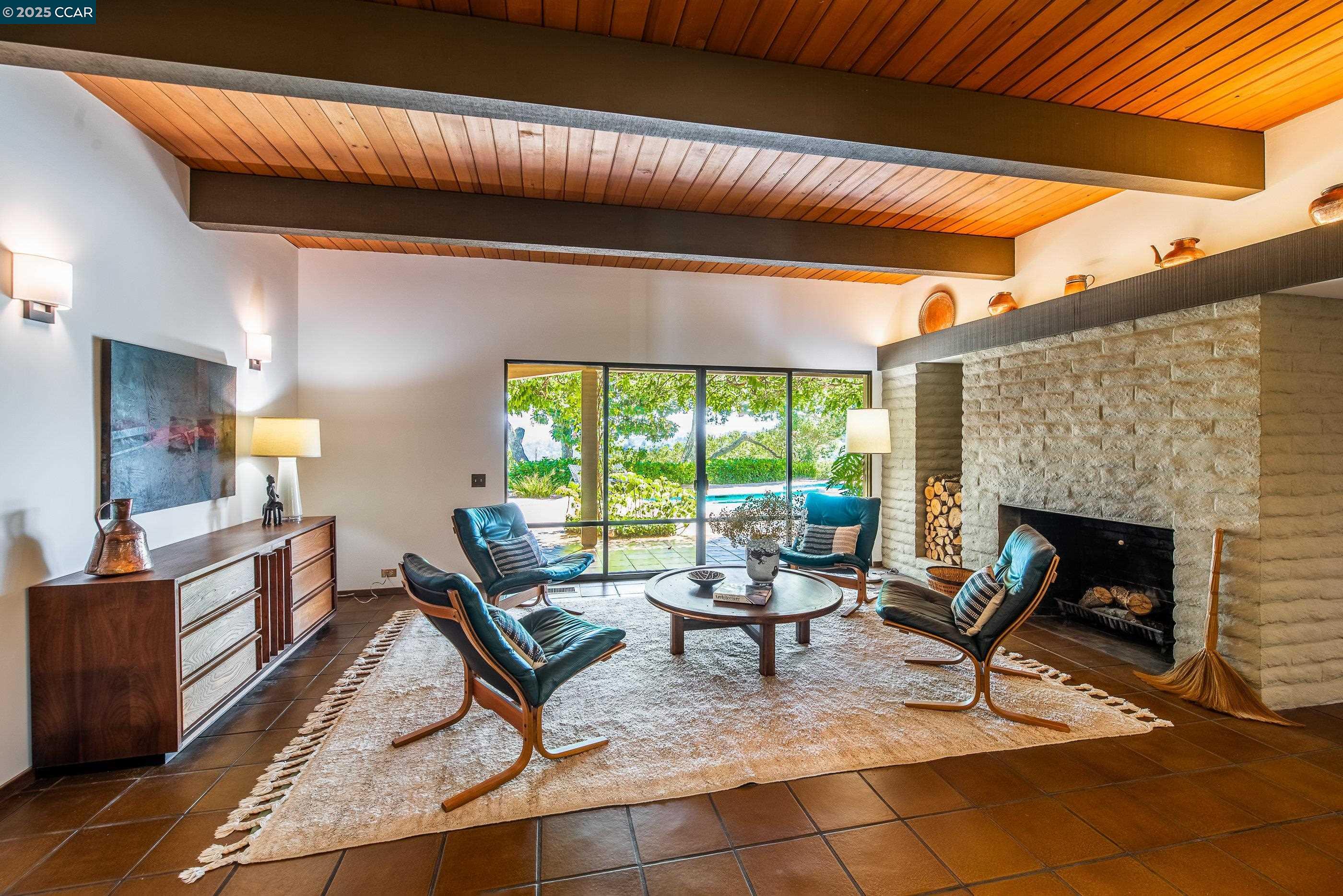 Detail Gallery Image 6 of 57 For 1275 Panorama Drive, Lafayette,  CA 94549 - 4 Beds | 3/1 Baths