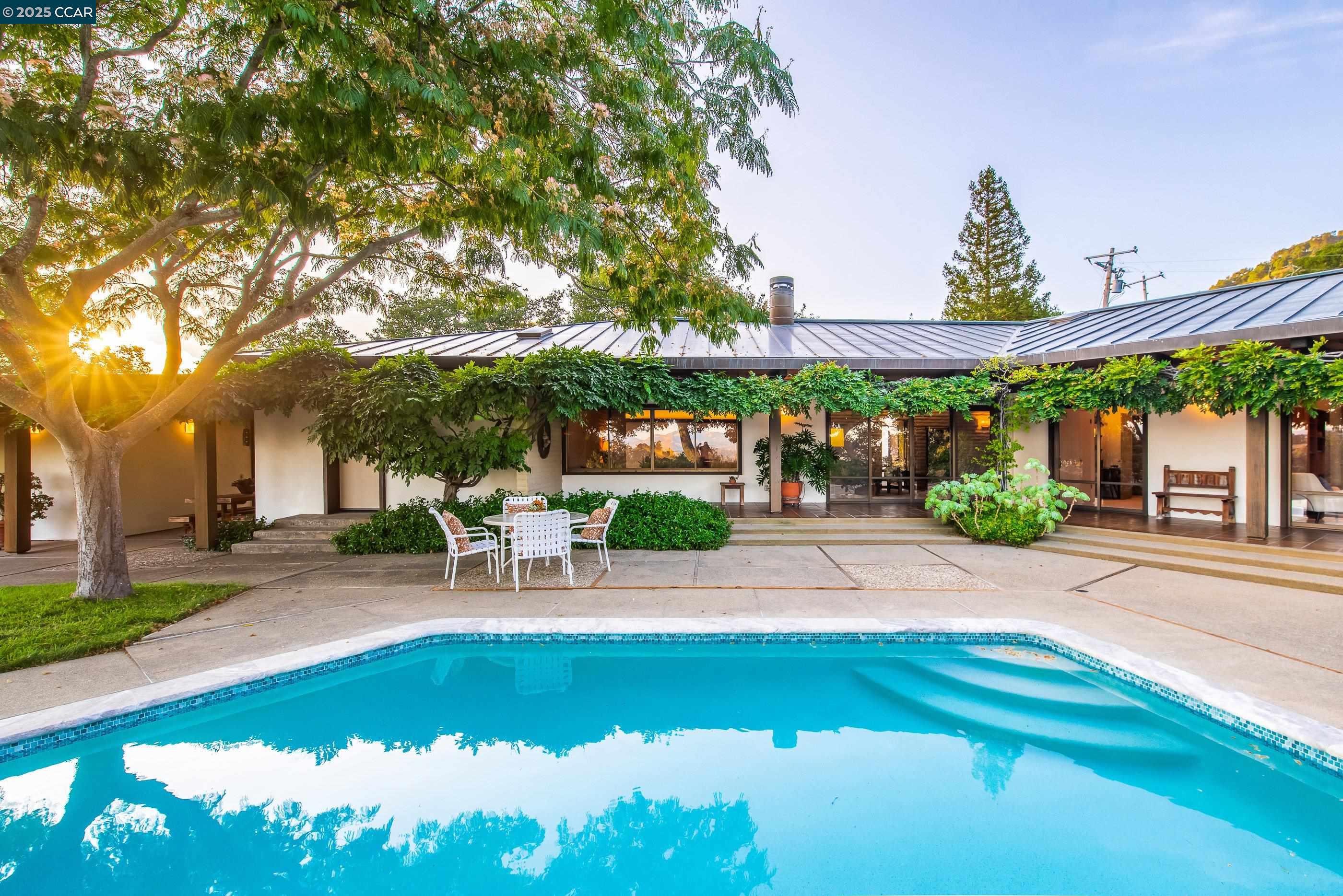 Detail Gallery Image 51 of 57 For 1275 Panorama Drive, Lafayette,  CA 94549 - 4 Beds | 3/1 Baths