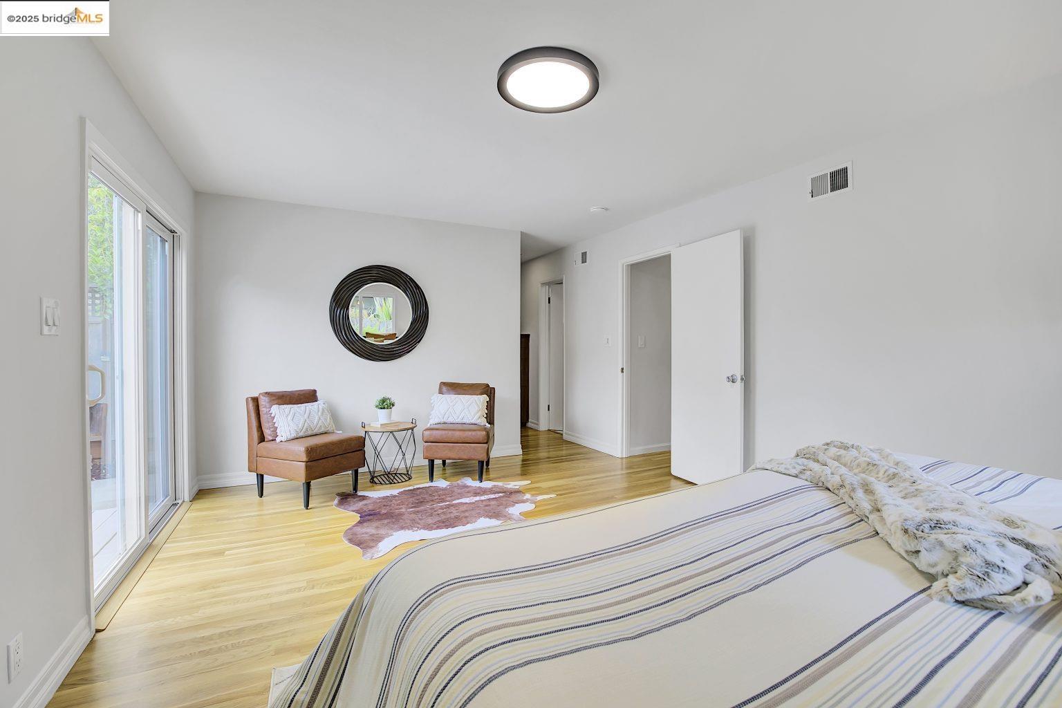 Detail Gallery Image 24 of 39 For 4519 Shafter Ave, Oakland,  CA 94609 - 3 Beds | 2 Baths
