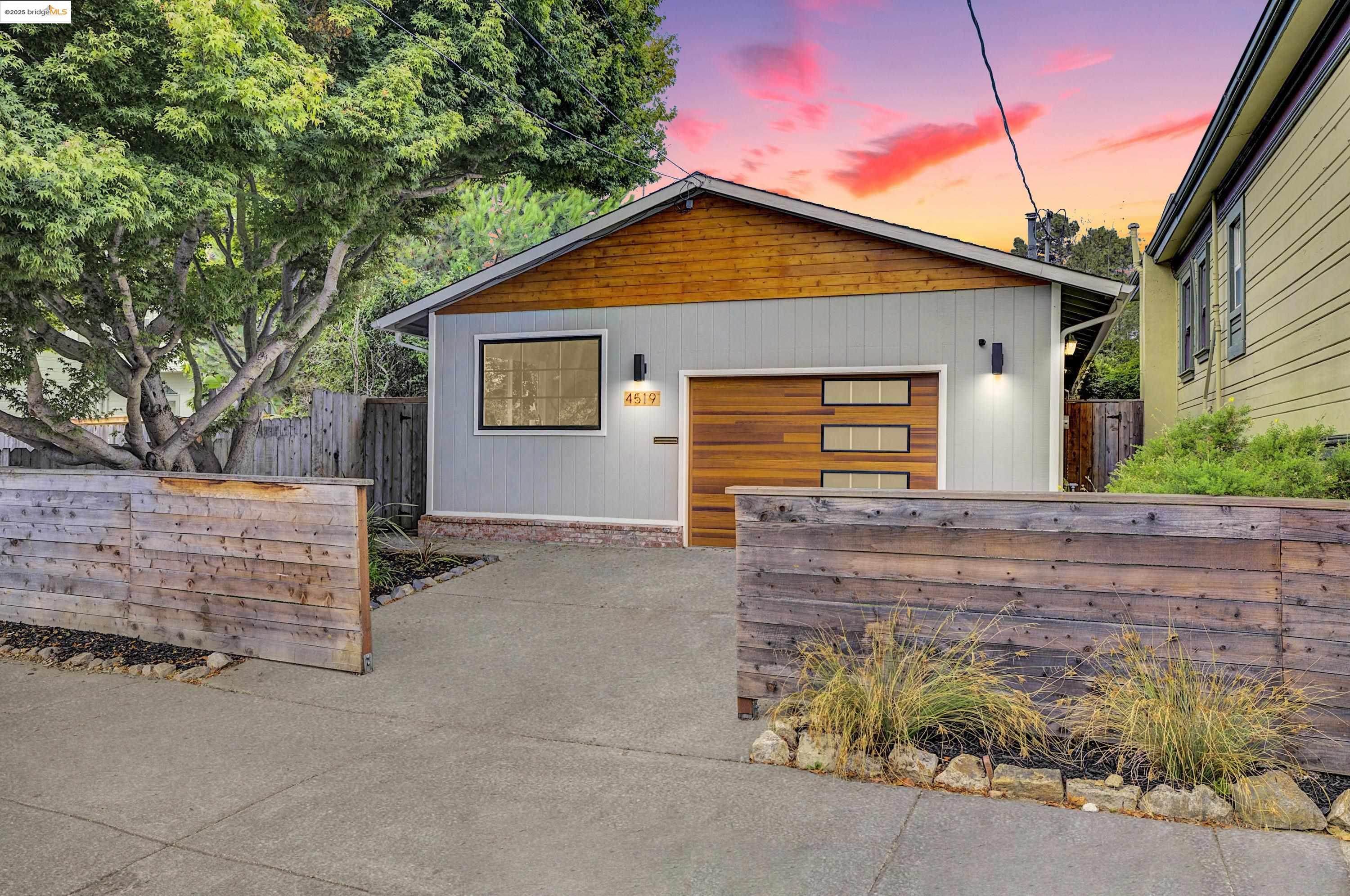 Detail Gallery Image 34 of 39 For 4519 Shafter Ave, Oakland,  CA 94609 - 3 Beds | 2 Baths