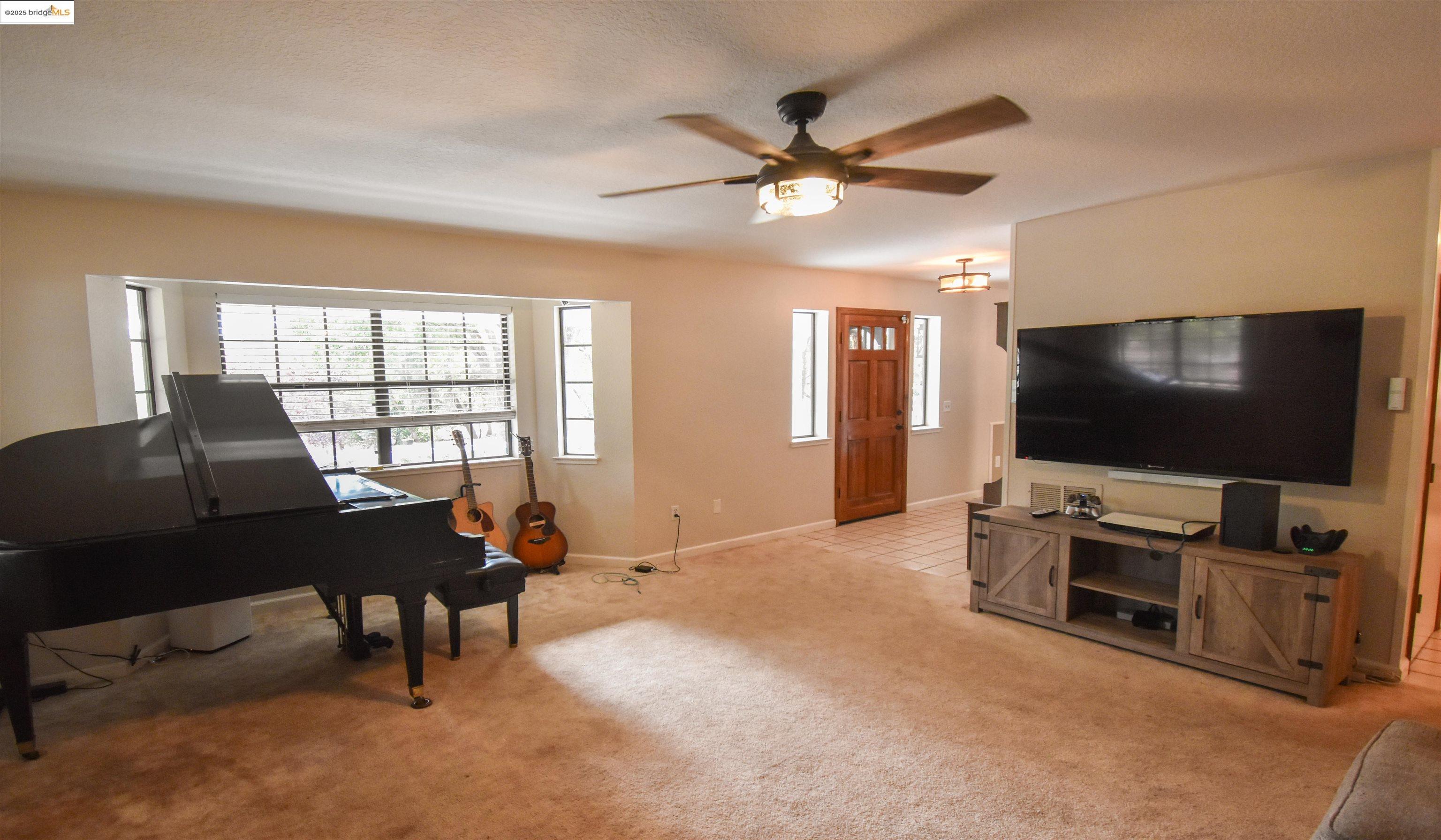 Detail Gallery Image 17 of 60 For 15920 Curtis Court, Sonora,  CA 95370 - 4 Beds | 2/1 Baths