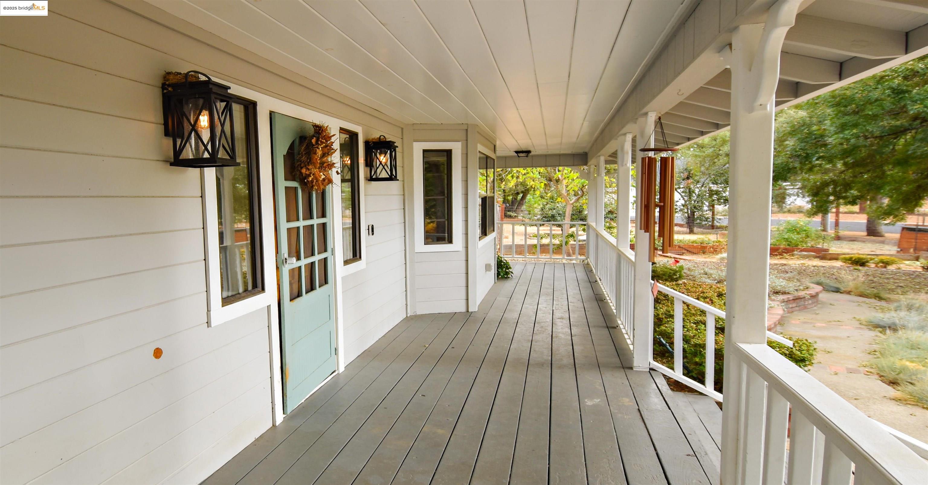 Detail Gallery Image 3 of 60 For 15920 Curtis Court, Sonora,  CA 95370 - 4 Beds | 2/1 Baths