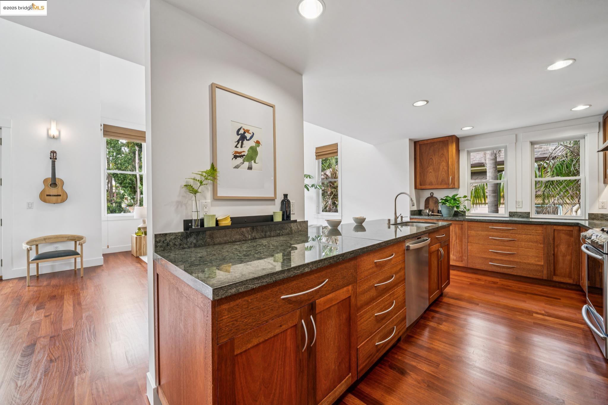 Photo #20: 41111356 Listing: Photo #20