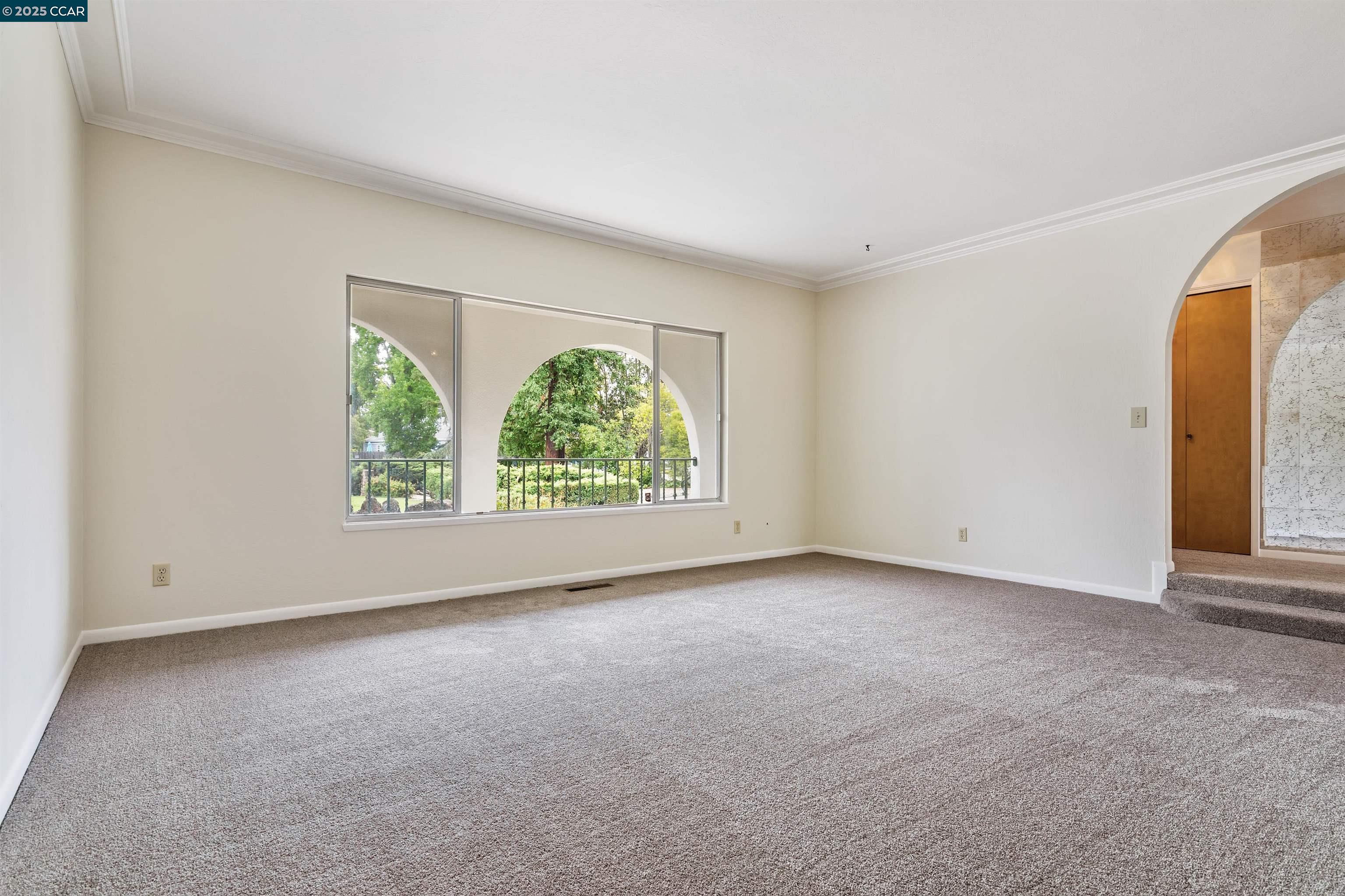 Detail Gallery Image 5 of 31 For 540 Hamilton Way, Pleasanton,  CA 94566 - 4 Beds | 3/1 Baths