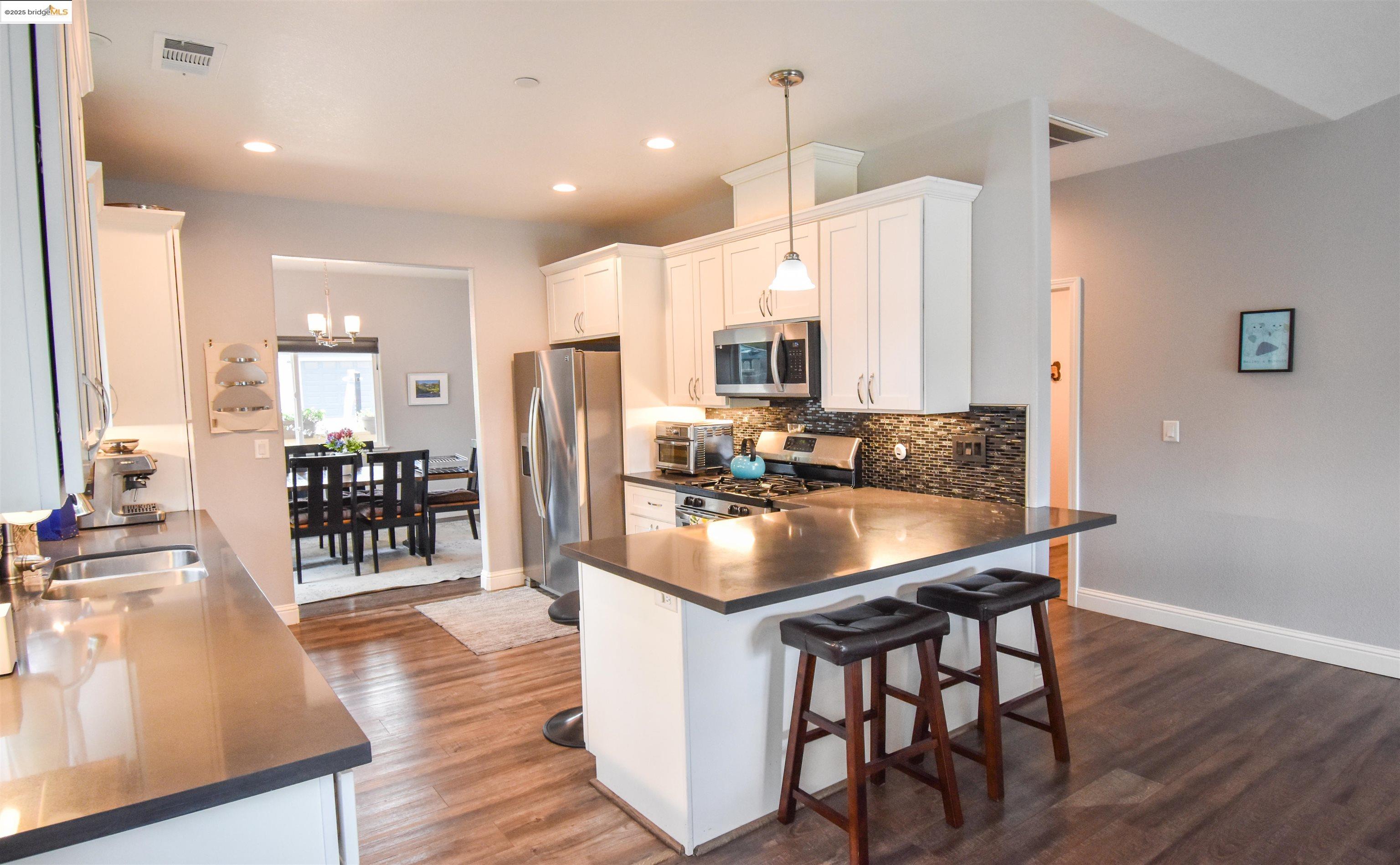 Detail Gallery Image 15 of 52 For 20363 Starr King Dr., Soulsbyville,  CA 95372 - 3 Beds | 2 Baths