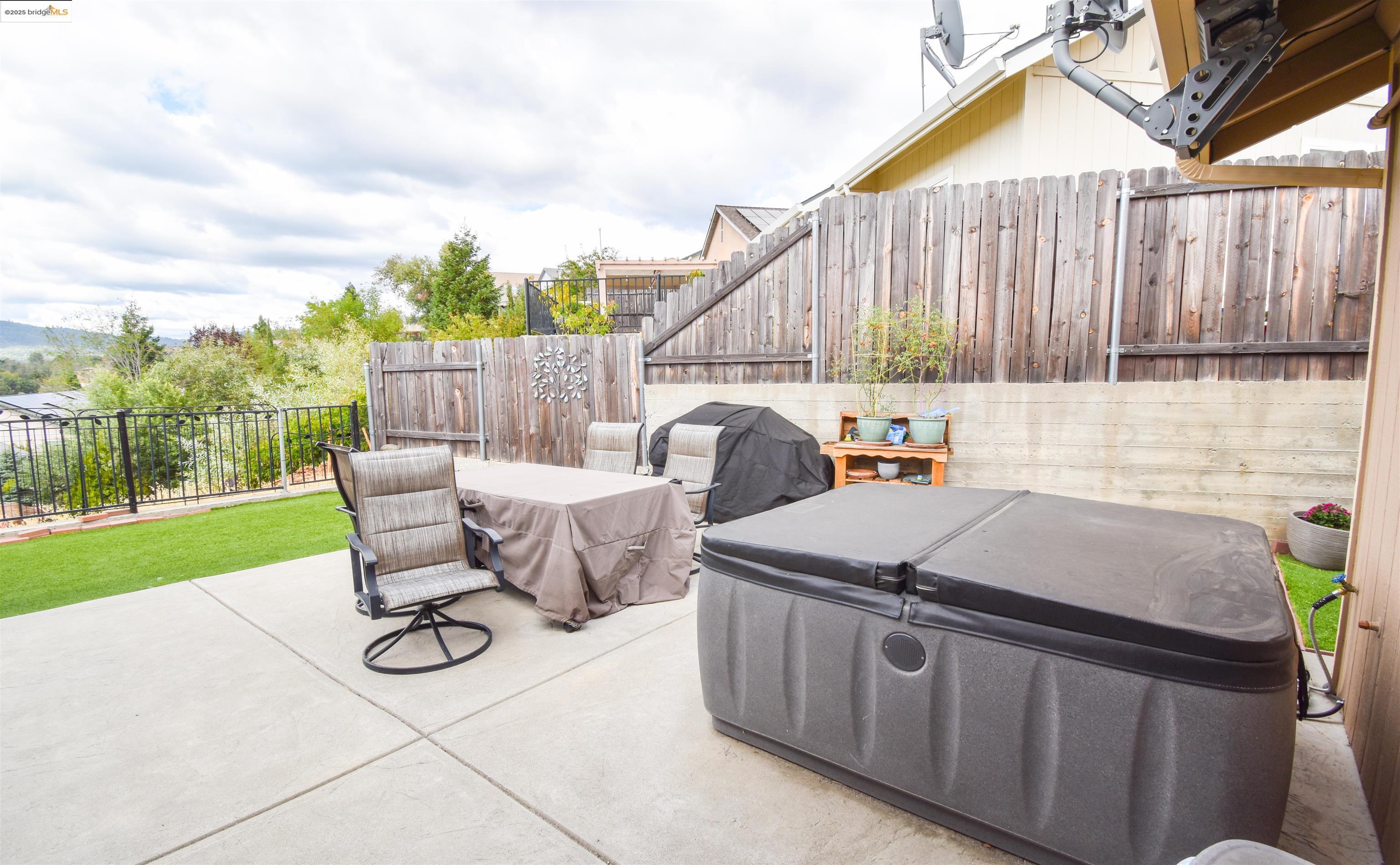 Detail Gallery Image 40 of 52 For 20363 Starr King Dr., Soulsbyville,  CA 95372 - 3 Beds | 2 Baths