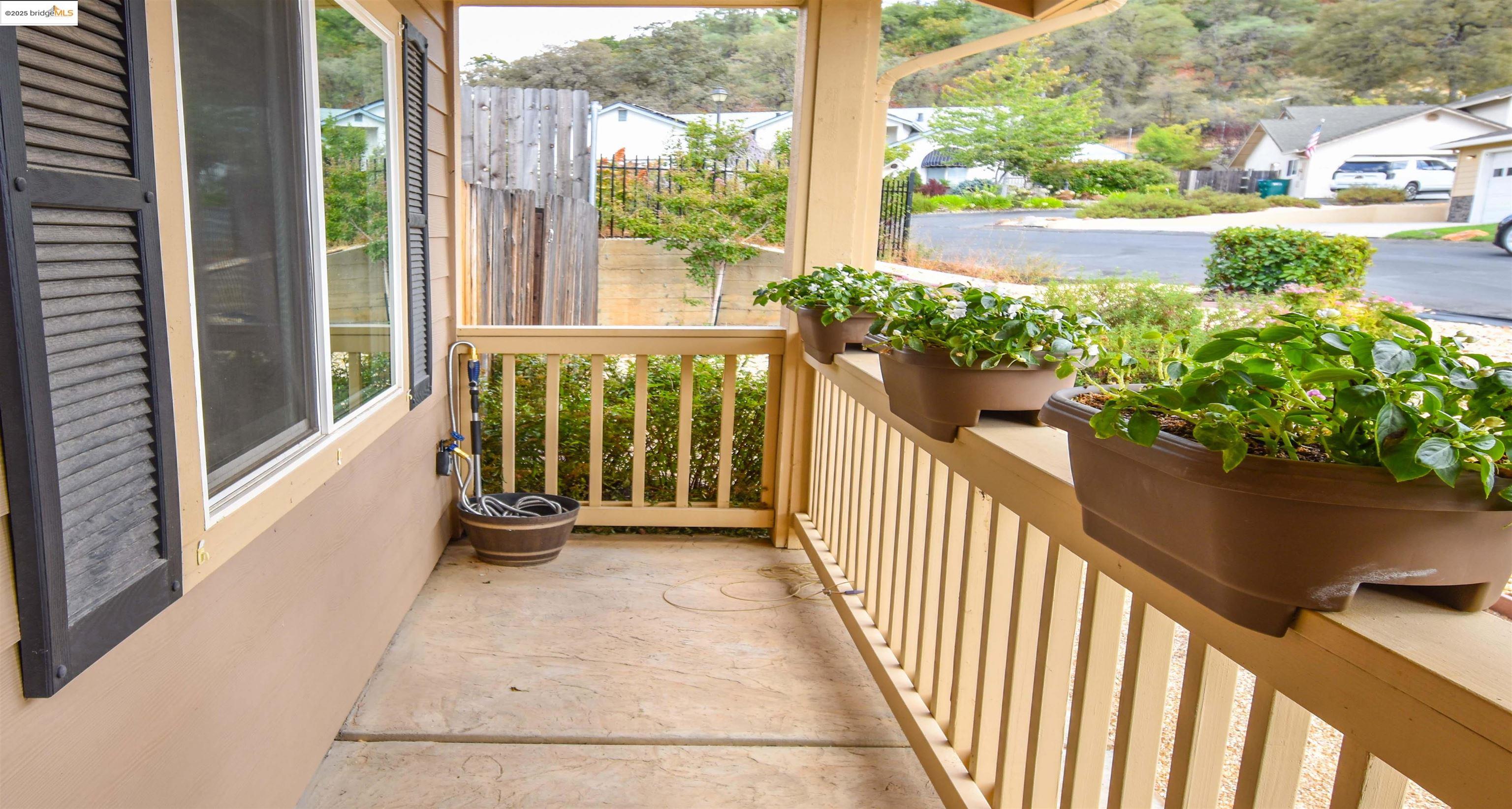 Detail Gallery Image 5 of 52 For 20363 Starr King Dr., Soulsbyville,  CA 95372 - 3 Beds | 2 Baths